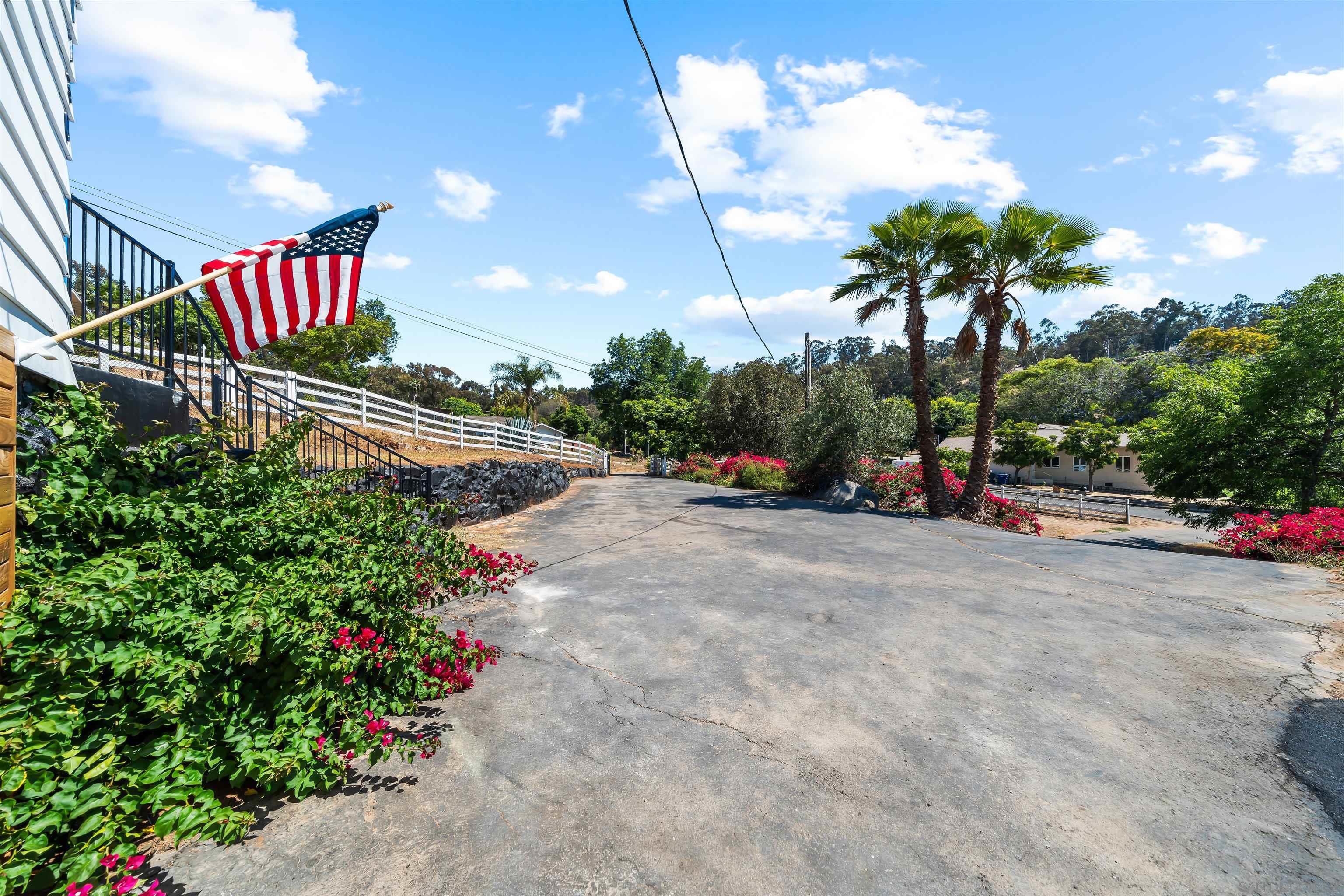 Detail Gallery Image 33 of 36 For 1730  Vista Del Valle Blvd  2 - Room for Rent in 3, El Cajon,  CA 92019 - 1 Beds | 0 Baths