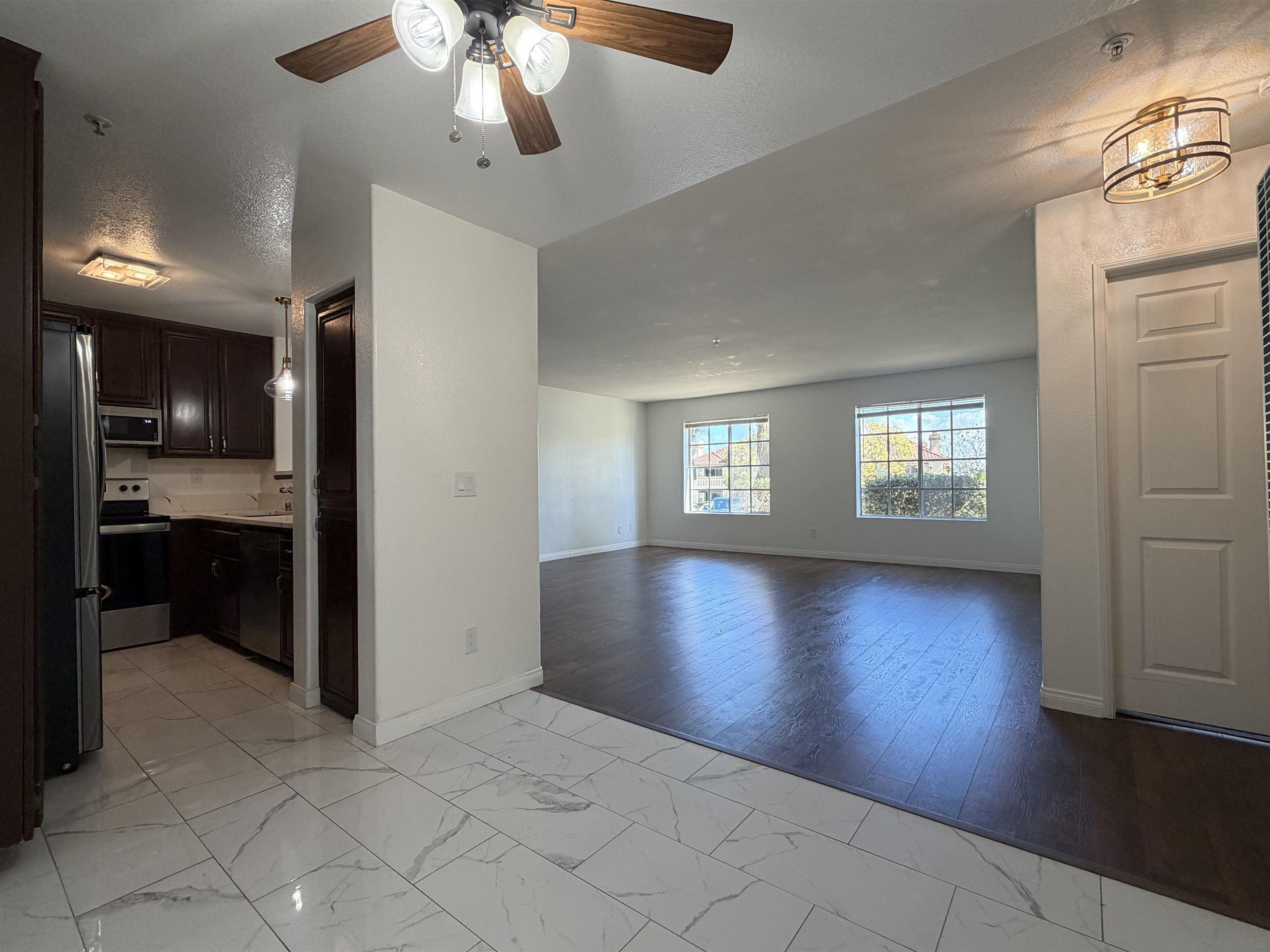 Detail Gallery Image 2 of 54 For 2057  Burton St  #64,  San Diego,  CA 92111 - 2 Beds | 2 Baths