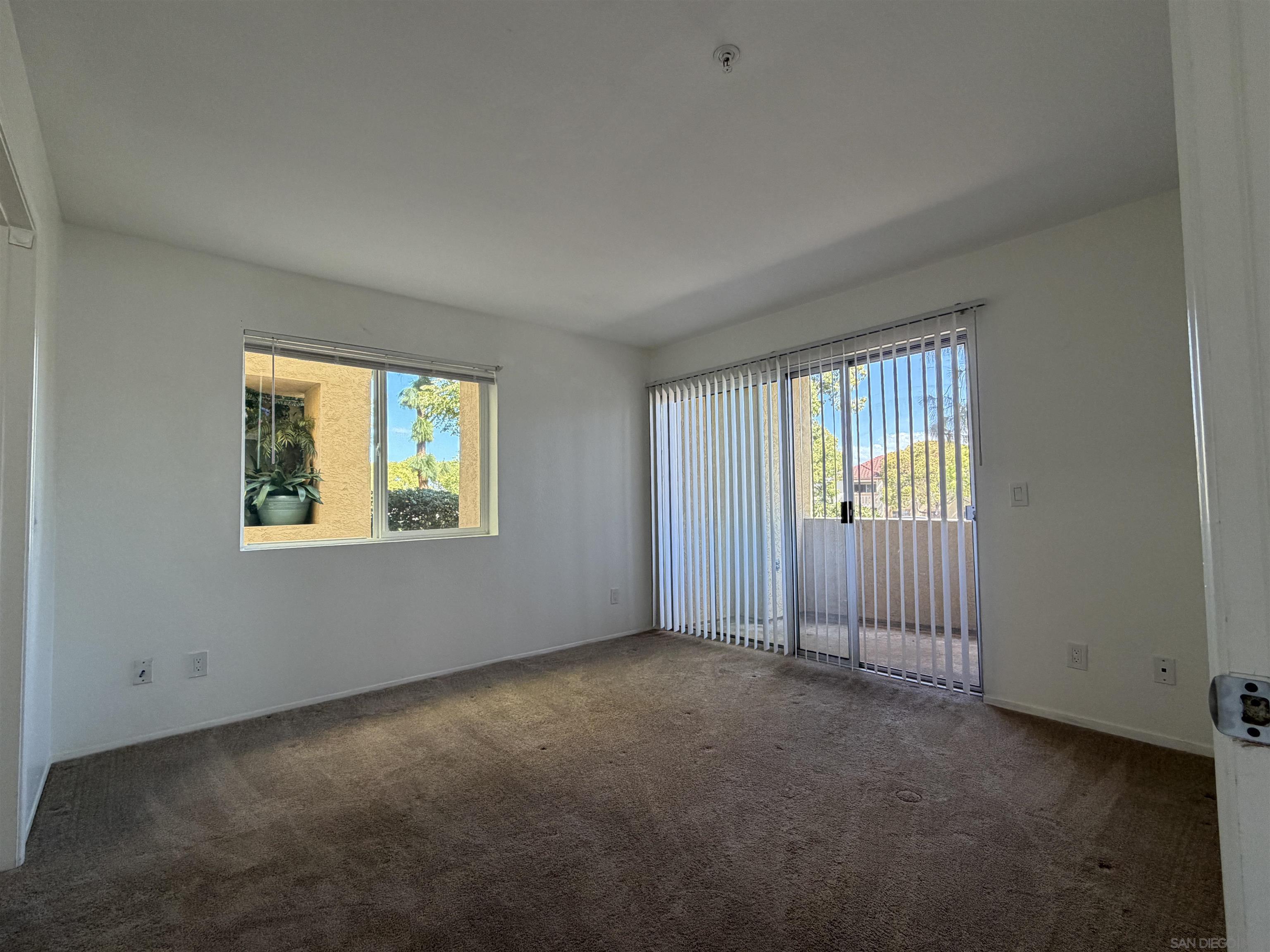 Detail Gallery Image 21 of 54 For 2057  Burton St  #64,  San Diego,  CA 92111 - 2 Beds | 2 Baths