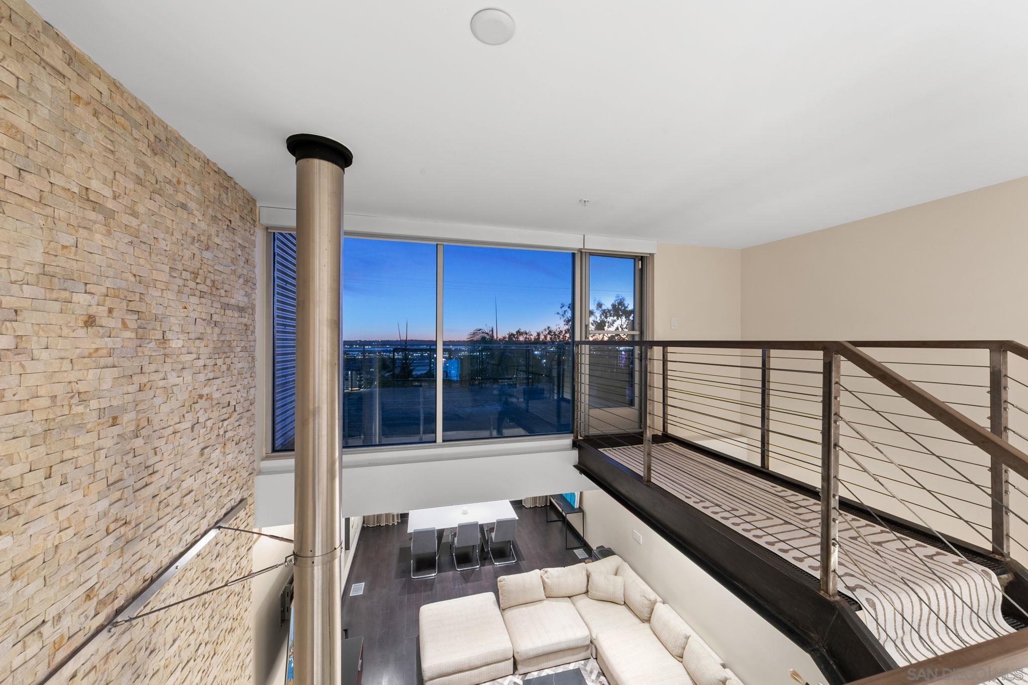 Detail Gallery Image 34 of 74 For 3033  India St.  #6,  San Diego,  CA 92103 - 3 Beds | 2/1 Baths