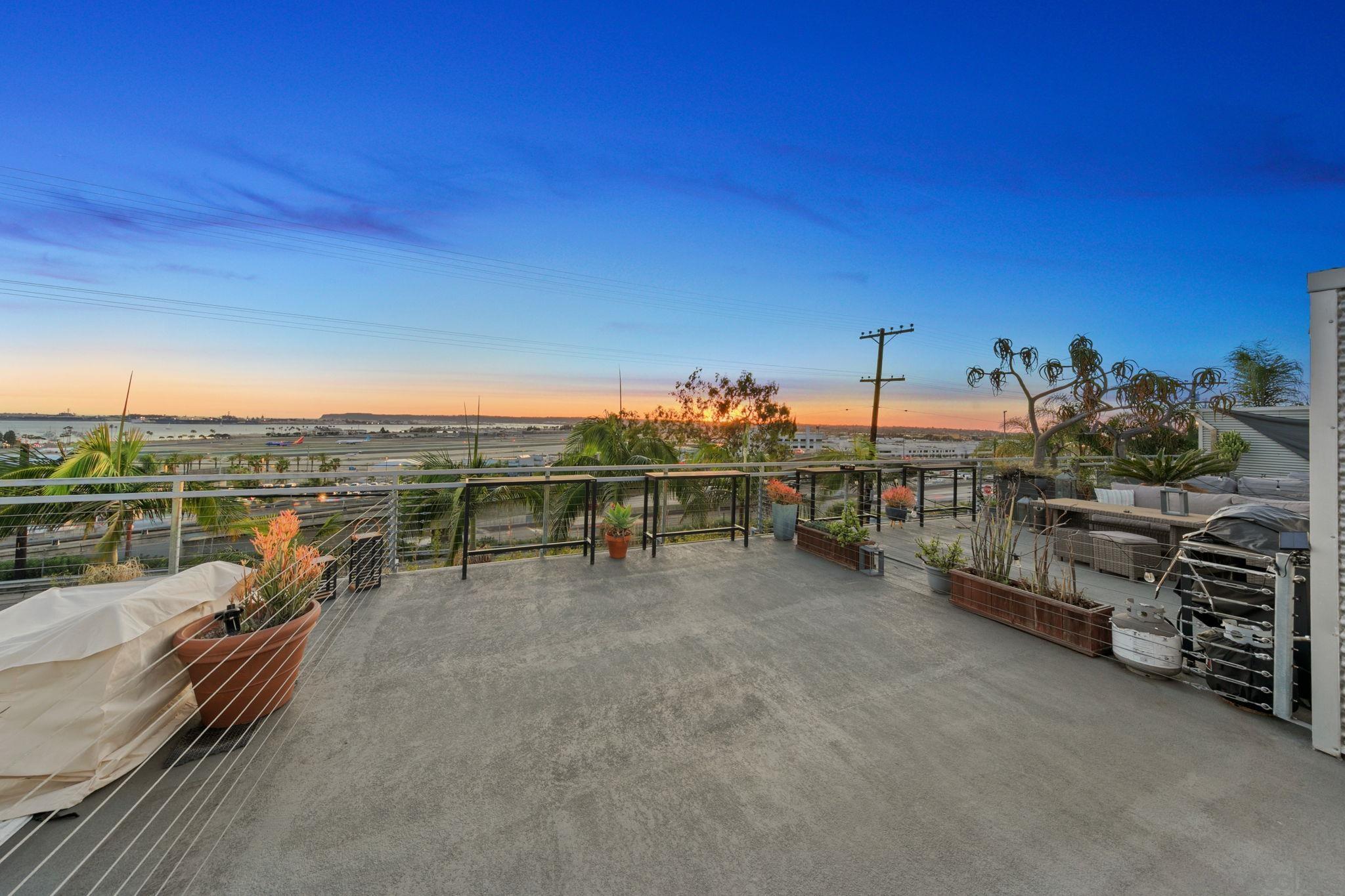 Detail Gallery Image 57 of 74 For 3033  India St.  #6,  San Diego,  CA 92103 - 3 Beds | 2/1 Baths