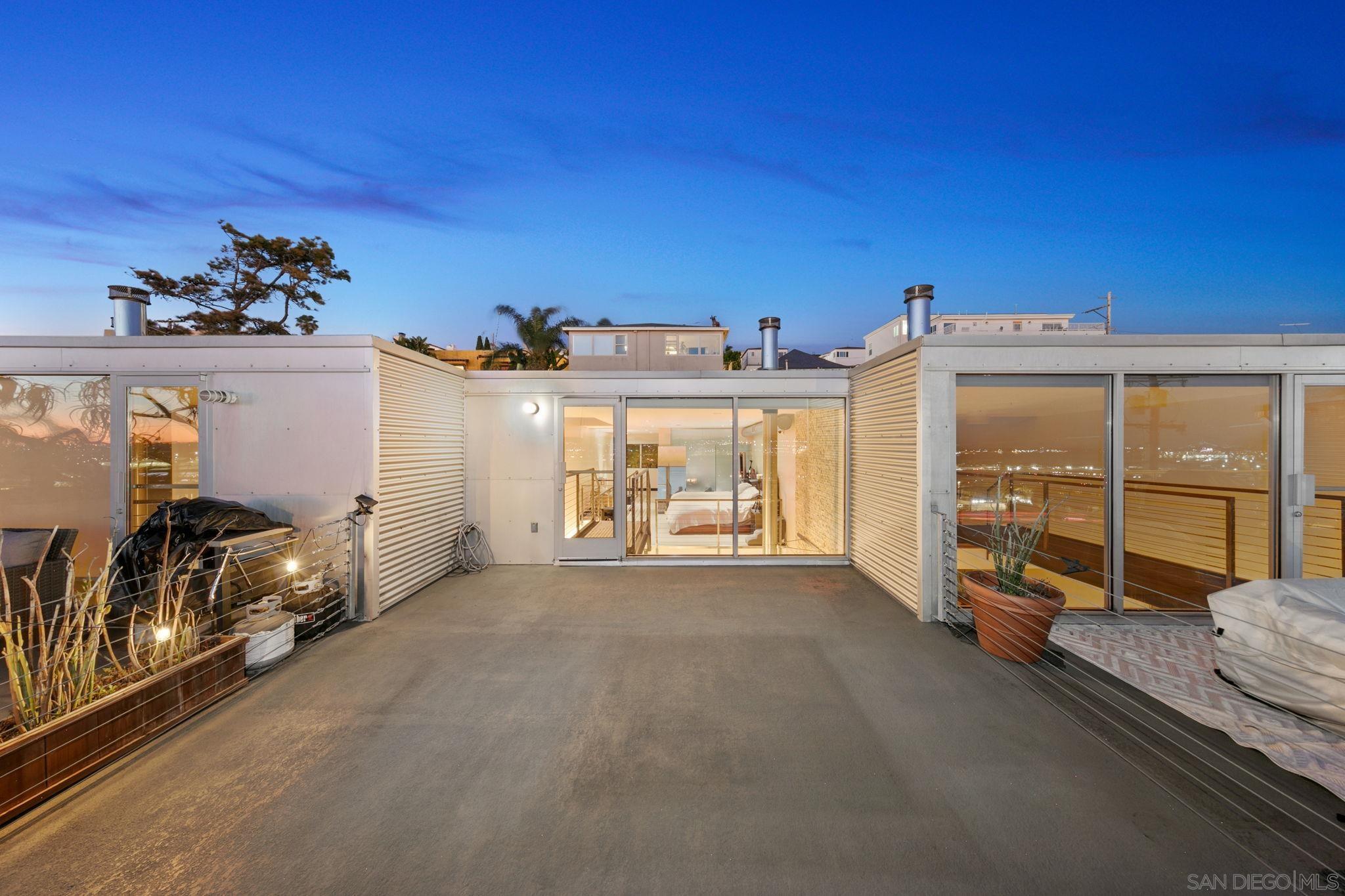 Detail Gallery Image 58 of 74 For 3033  India St.  #6,  San Diego,  CA 92103 - 3 Beds | 2/1 Baths