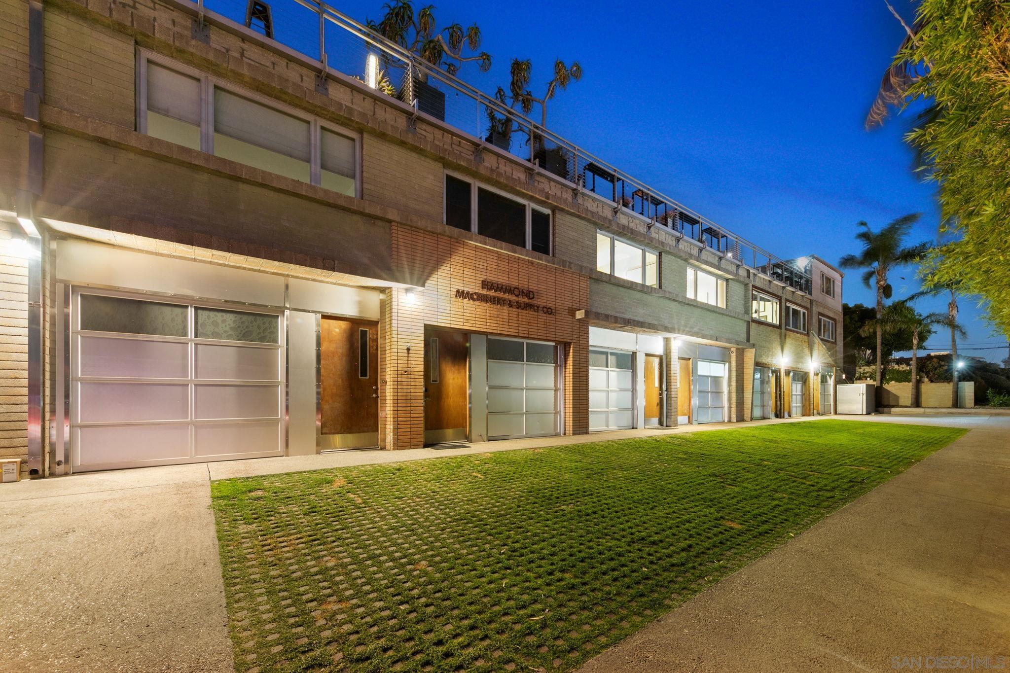 Detail Gallery Image 69 of 74 For 3033  India St.  #6,  San Diego,  CA 92103 - 3 Beds | 2/1 Baths