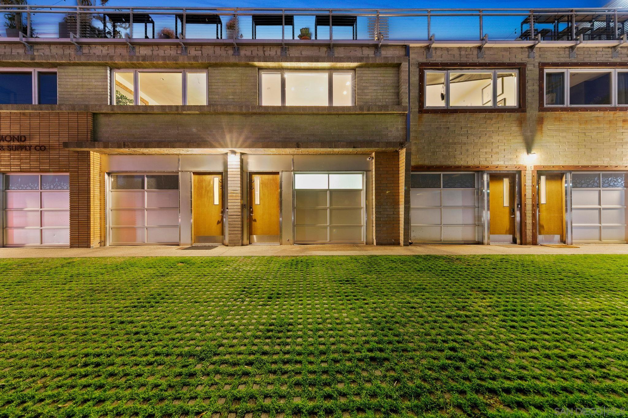 Detail Gallery Image 70 of 74 For 3033  India St.  #6,  San Diego,  CA 92103 - 3 Beds | 2/1 Baths