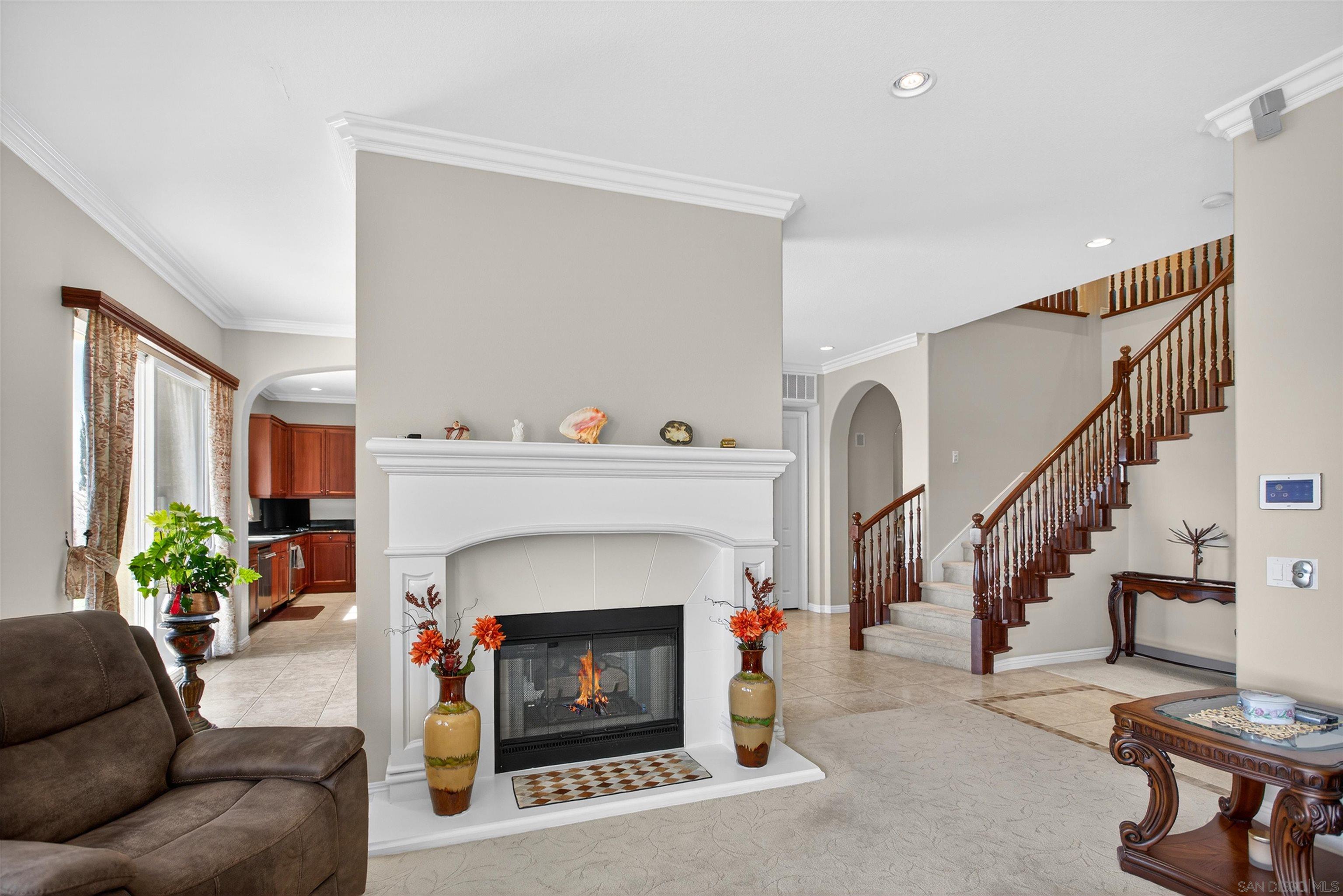 Detail Gallery Image 29 of 62 For 18410  Lakepointe Dr, Riverside,  CA 92503 - 5 Beds | 4/1 Baths