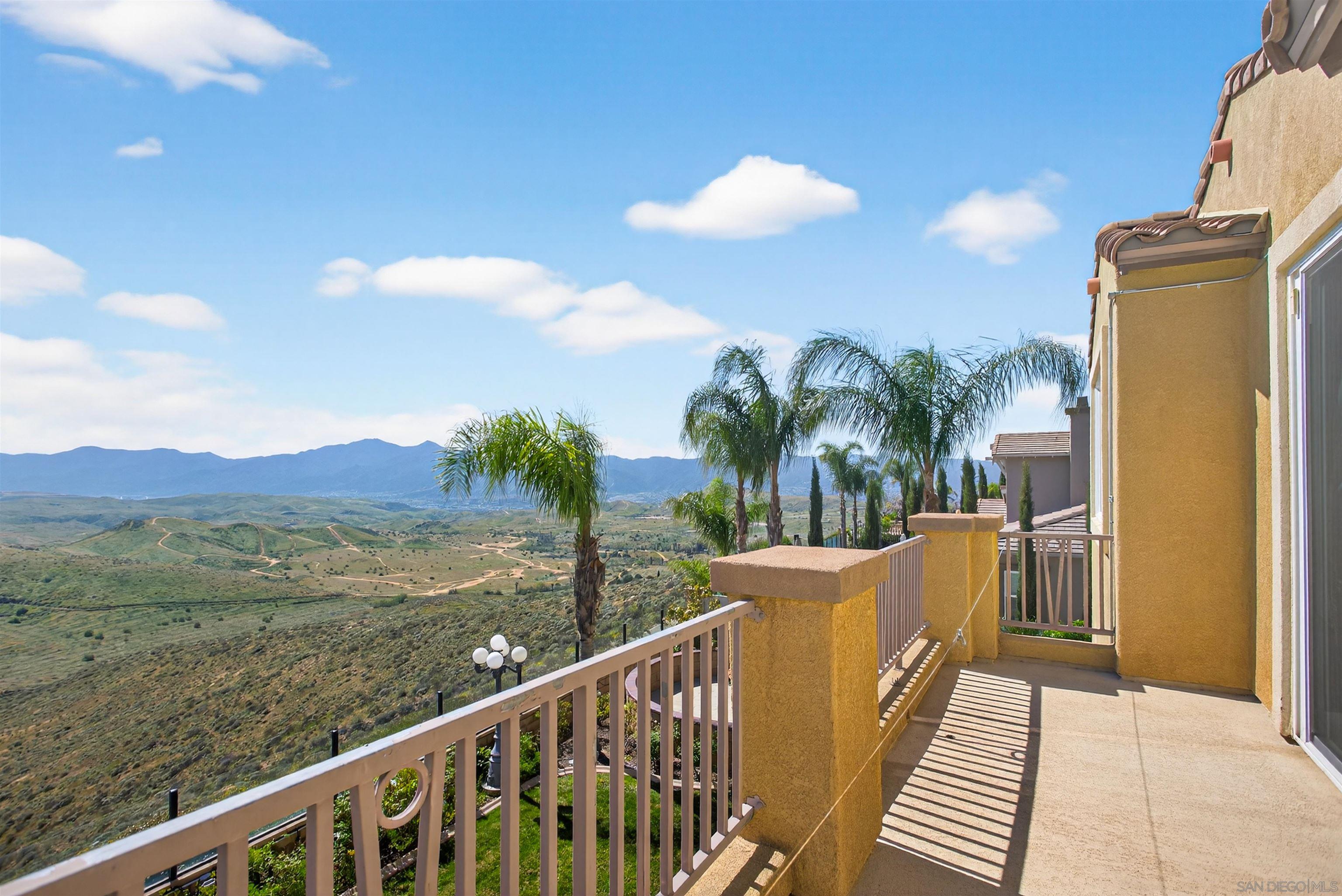 Detail Gallery Image 39 of 62 For 18410  Lakepointe Dr, Riverside,  CA 92503 - 5 Beds | 4/1 Baths