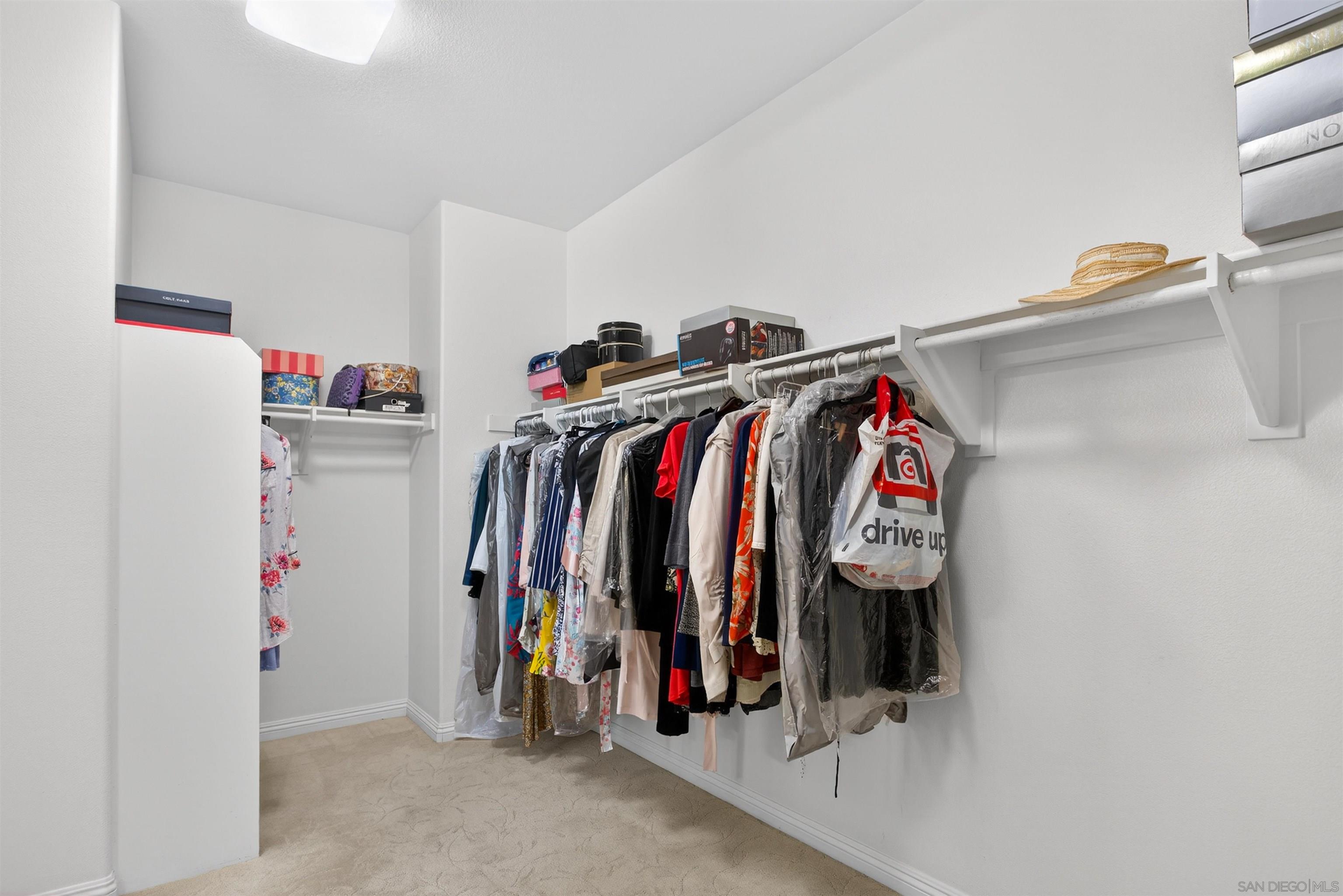 Detail Gallery Image 43 of 62 For 18410  Lakepointe Dr, Riverside,  CA 92503 - 5 Beds | 4/1 Baths