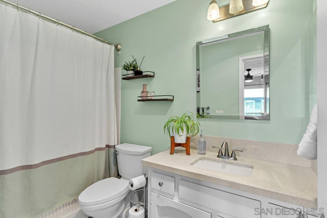 Detail Gallery Image 19 of 29 For 1290  Holly Ave, Imperial Beach,  CA 91932 - 2 Beds | 2 Baths