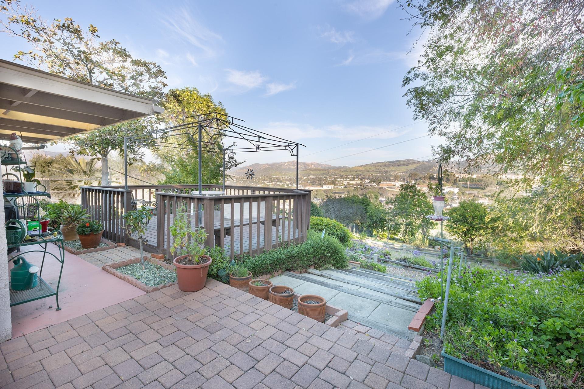 Detail Gallery Image 23 of 32 For 12455  Ridgeton Dr., Lakeside,  CA 92040 - 3 Beds | 2 Baths