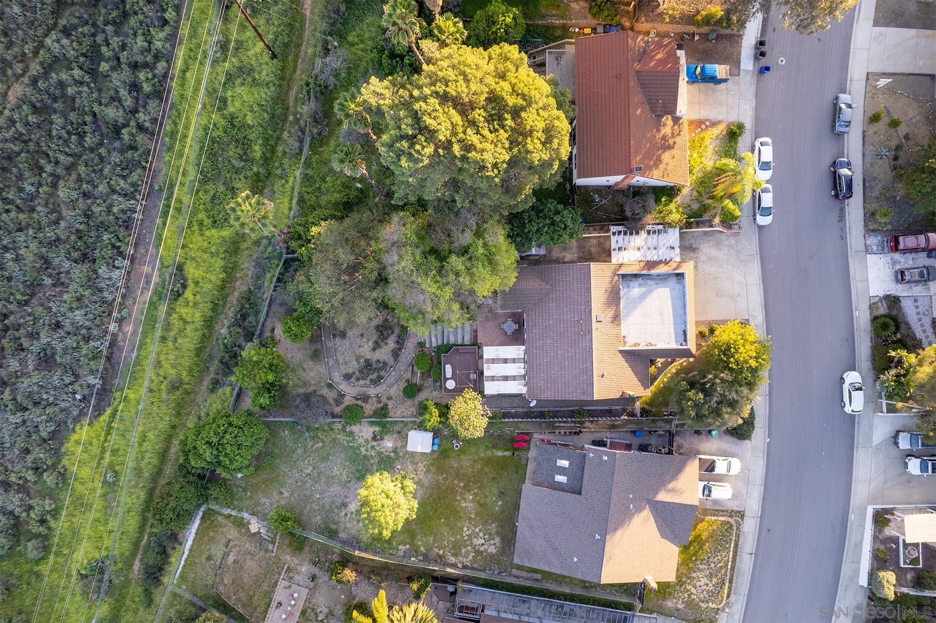 Detail Gallery Image 30 of 32 For 12455  Ridgeton Dr., Lakeside,  CA 92040 - 3 Beds | 2 Baths