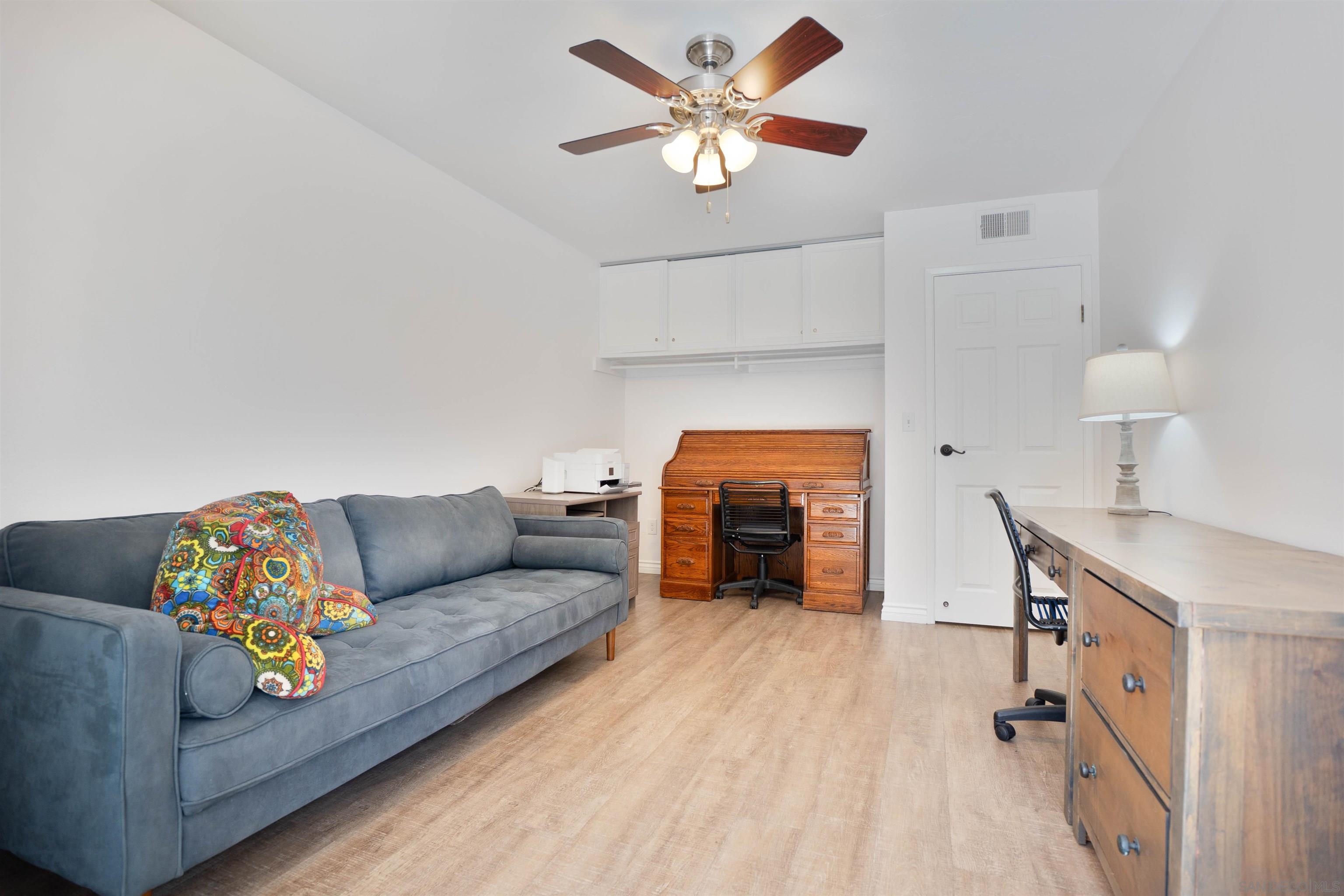 Detail Gallery Image 14 of 27 For 3832  Groton St  #2,  San Diego,  CA 92110 - 3 Beds | 2 Baths