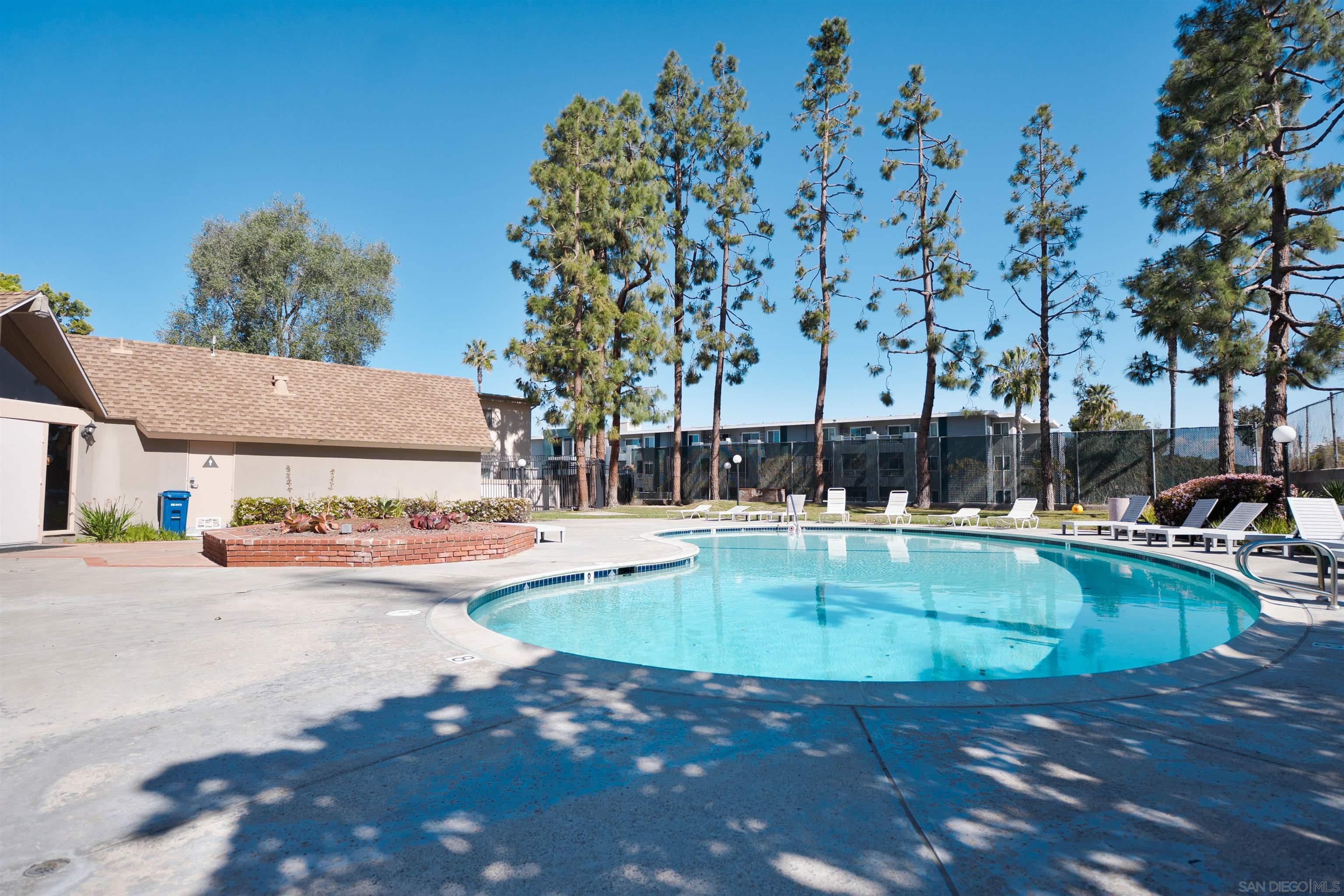 Detail Gallery Image 25 of 27 For 3832  Groton St  #2,  San Diego,  CA 92110 - 3 Beds | 2 Baths