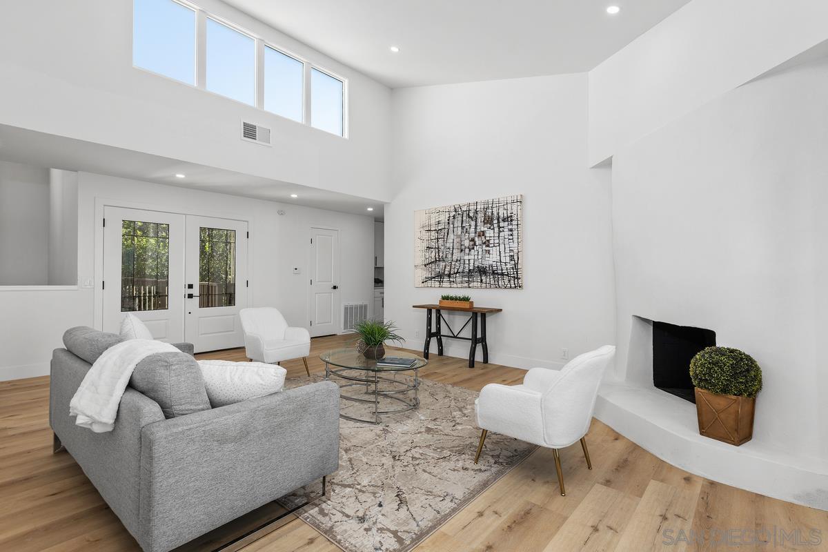 Detail Gallery Image 9 of 36 For 700  Selma Pl, San Diego,  CA 92114 - 4 Beds | 3/1 Baths