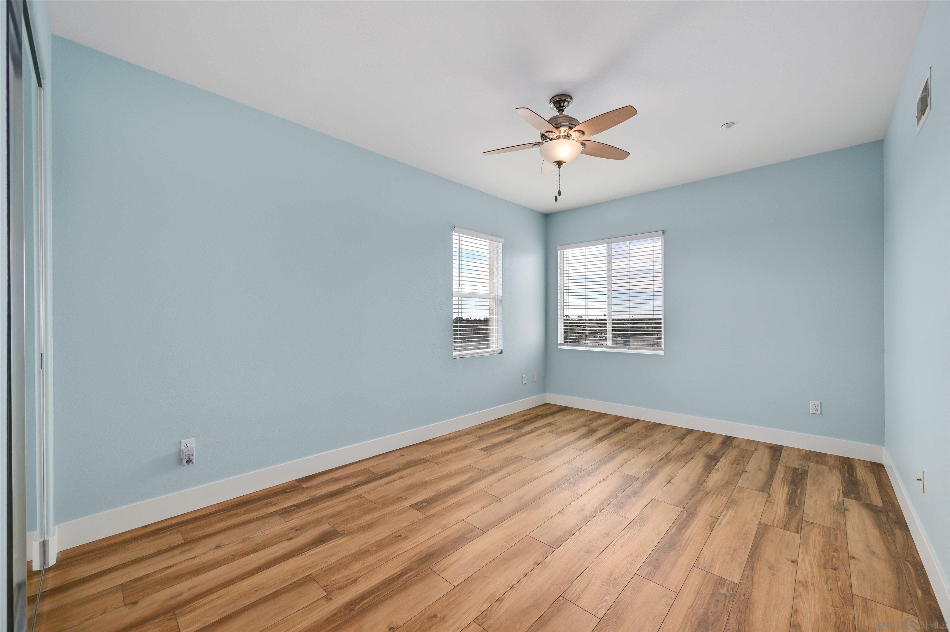 Detail Gallery Image 18 of 31 For 4062  Union Square Ln, San Diego,  CA 92105 - 3 Beds | 2/1 Baths