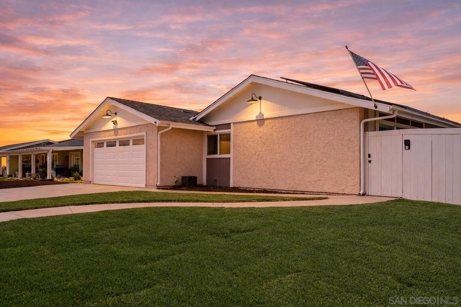 Detail Gallery Image 3 of 30 For 1217  Juliette Place, Fallbrook,  CA 92028 - 3 Beds | 3 Baths