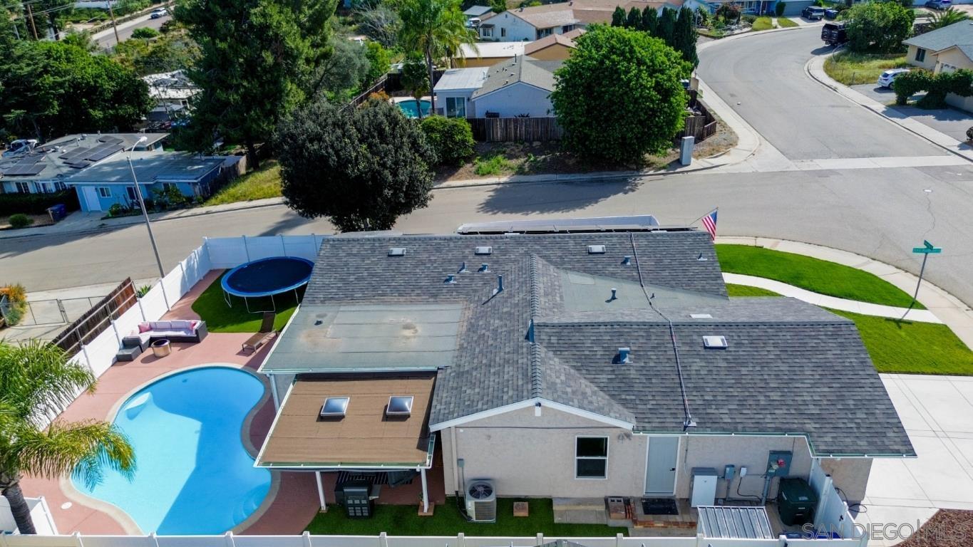 Detail Gallery Image 22 of 30 For 1217  Juliette Place, Fallbrook,  CA 92028 - 3 Beds | 3 Baths