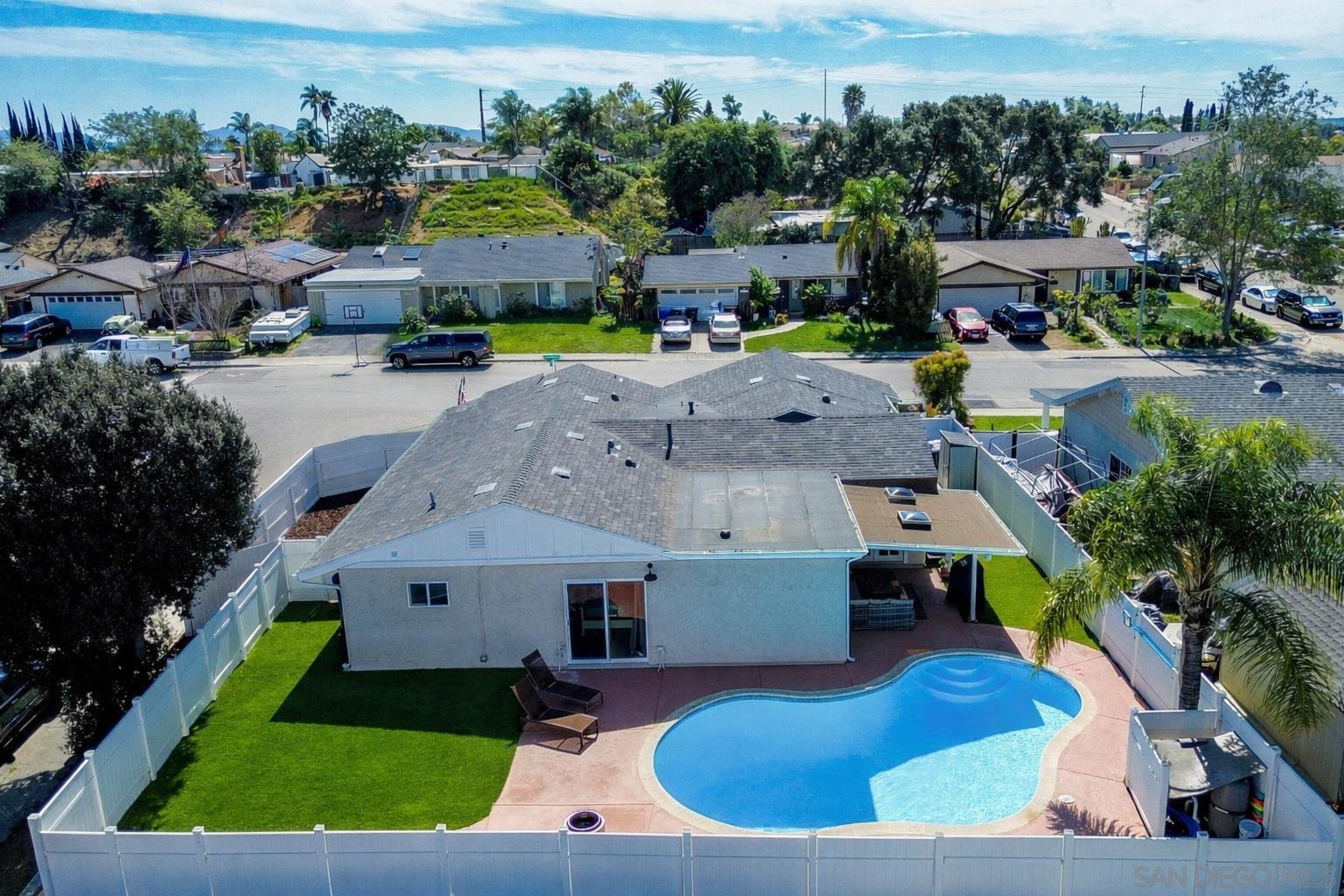 Detail Gallery Image 23 of 30 For 1217  Juliette Place, Fallbrook,  CA 92028 - 3 Beds | 3 Baths