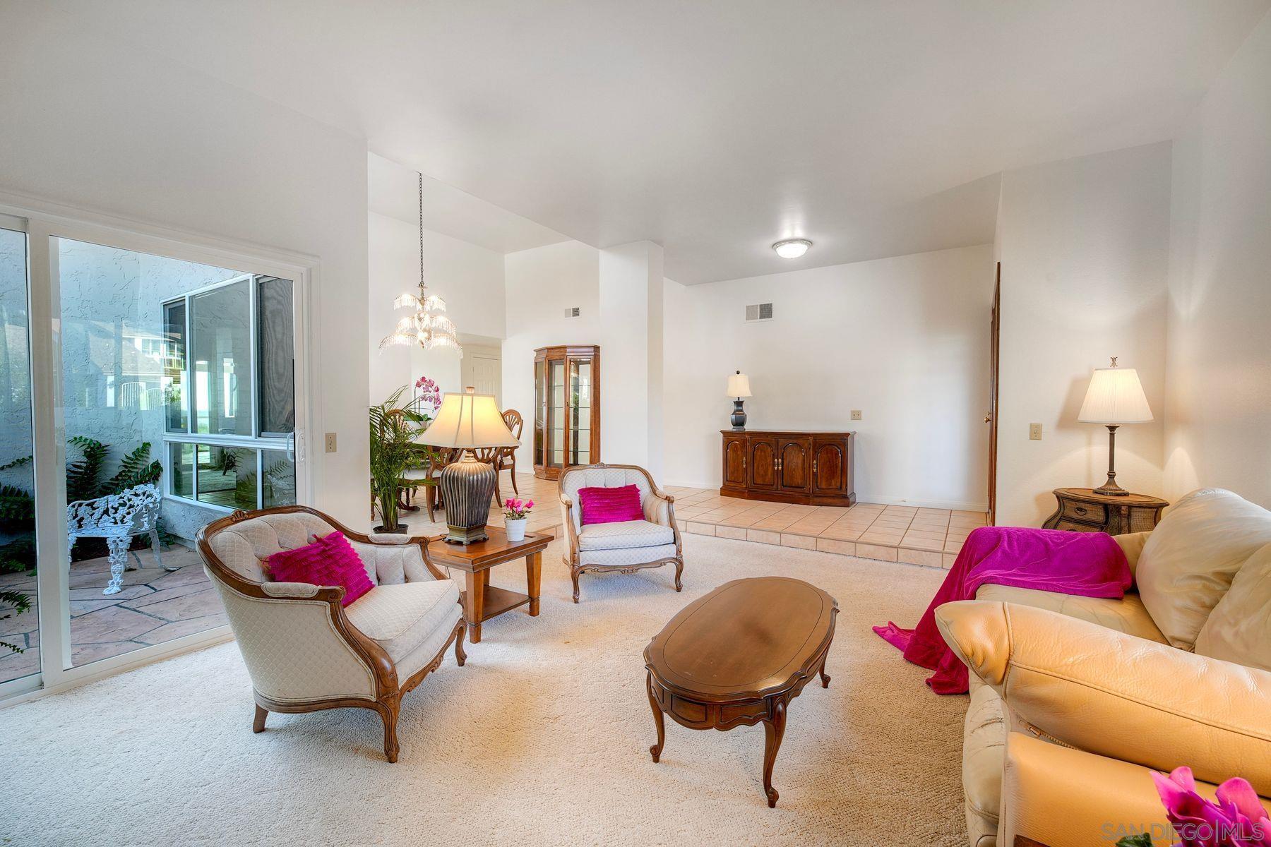 Detail Gallery Image 5 of 36 For 3339  Fosca Street, Carlsbad,  CA 92009 - 4 Beds | 2 Baths