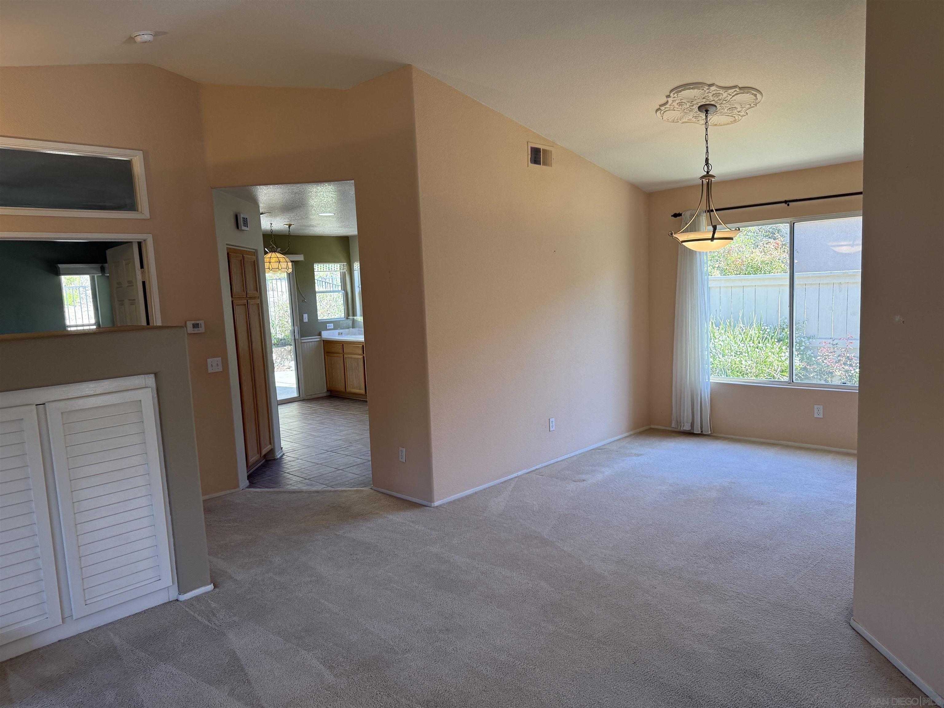 Detail Gallery Image 37 of 44 For 40581  Corte Albara, Murrieta,  CA 92562 - 3 Beds | 2 Baths