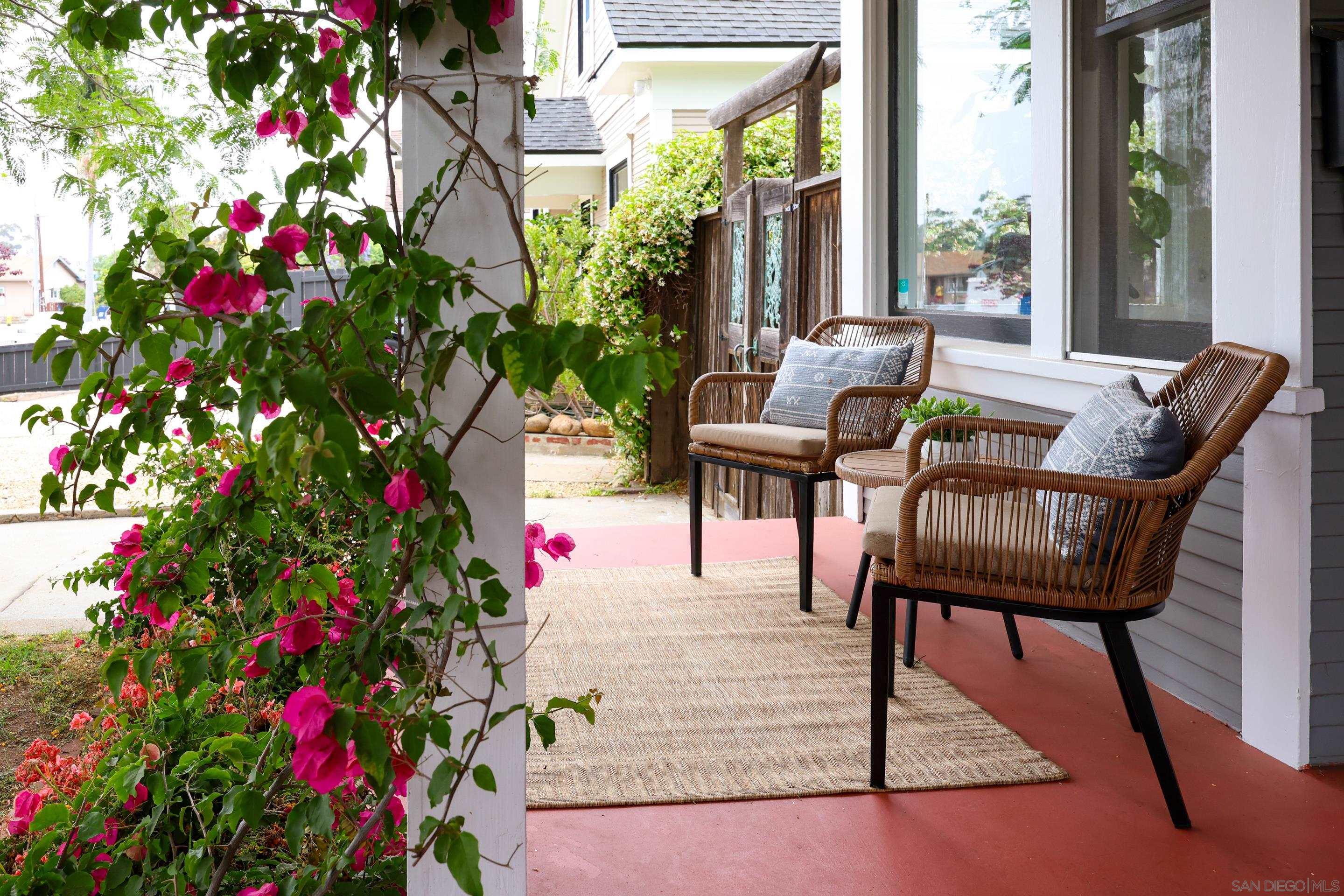 Detail Gallery Image 4 of 37 For 3642  Arizona Street, San Diego,  CA 92104 - 3 Beds | 2 Baths