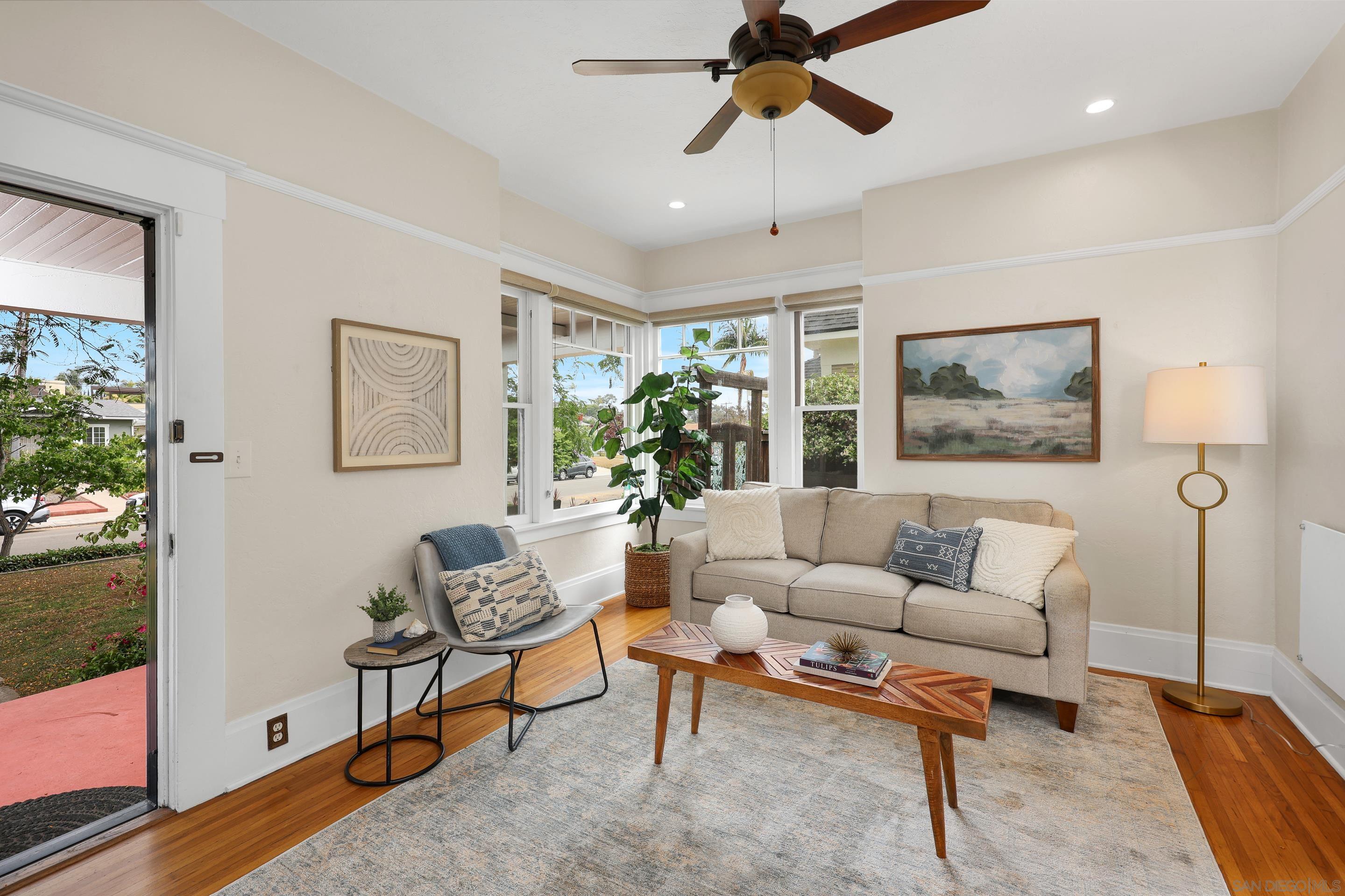 Detail Gallery Image 5 of 37 For 3642  Arizona Street, San Diego,  CA 92104 - 3 Beds | 2 Baths