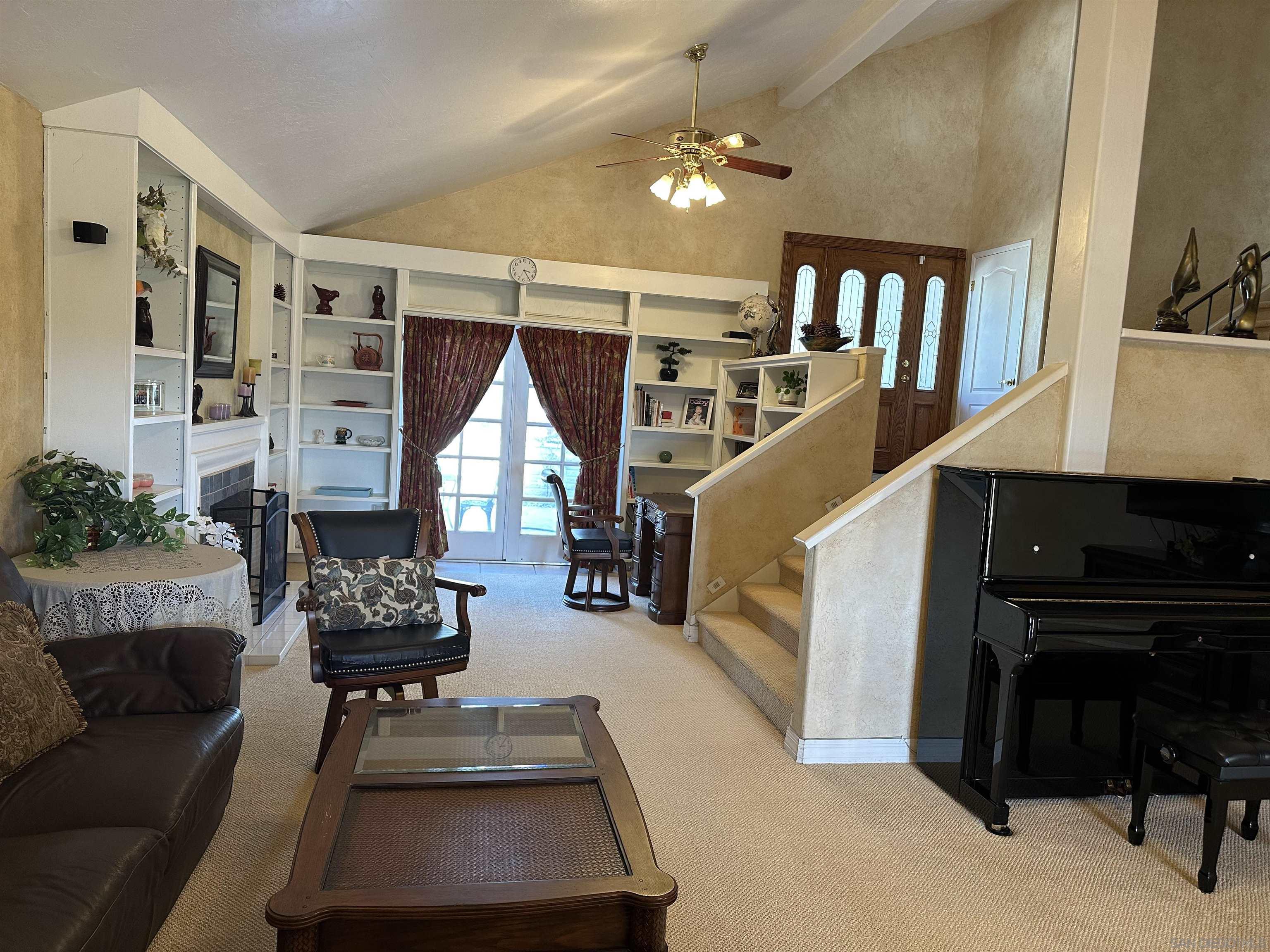 Detail Gallery Image 11 of 47 For 12421  Greens East Rd, San Diego,  CA 92128 - 4 Beds | 2/1 Baths