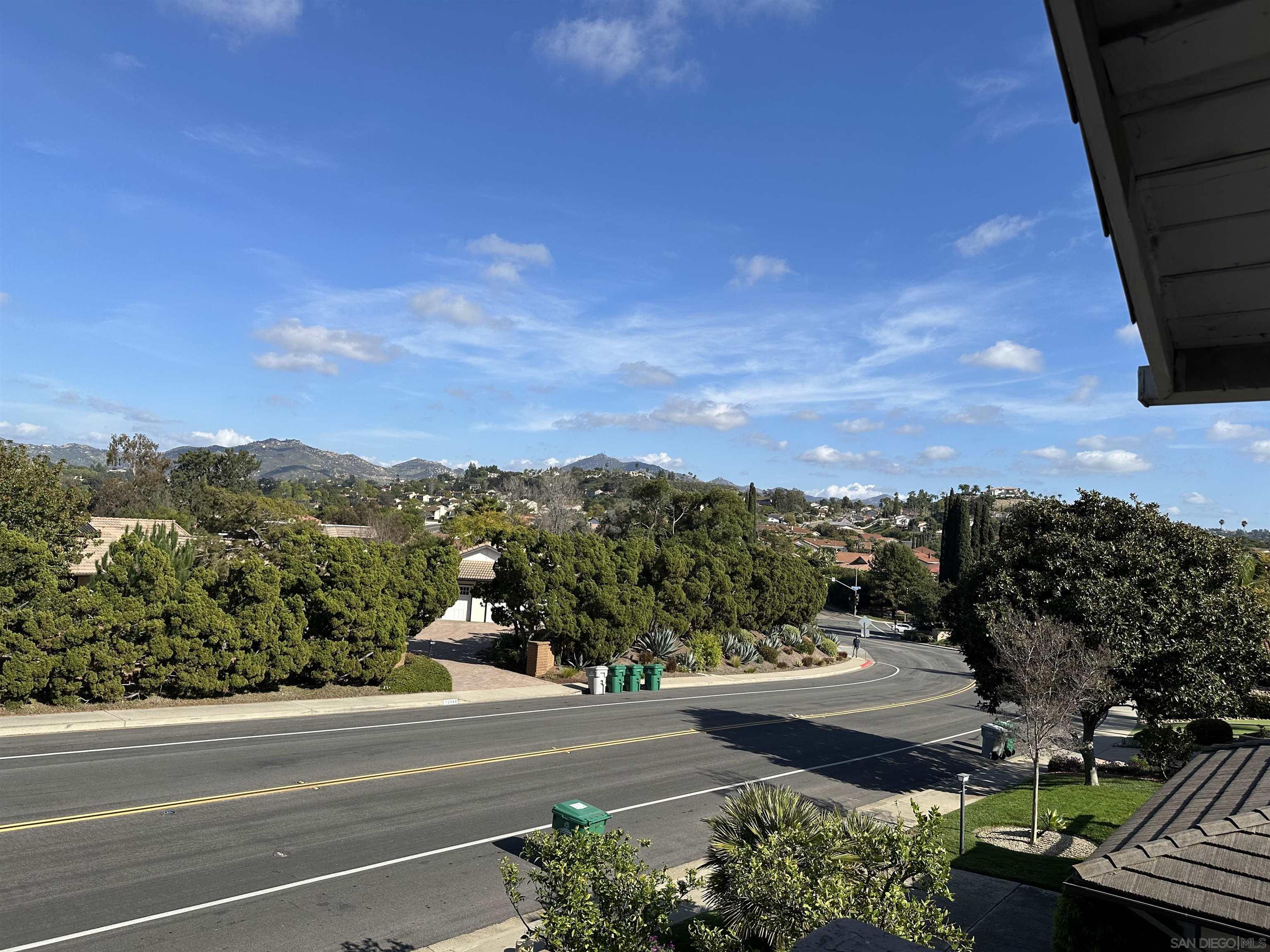 Detail Gallery Image 32 of 47 For 12421  Greens East Rd, San Diego,  CA 92128 - 4 Beds | 2/1 Baths