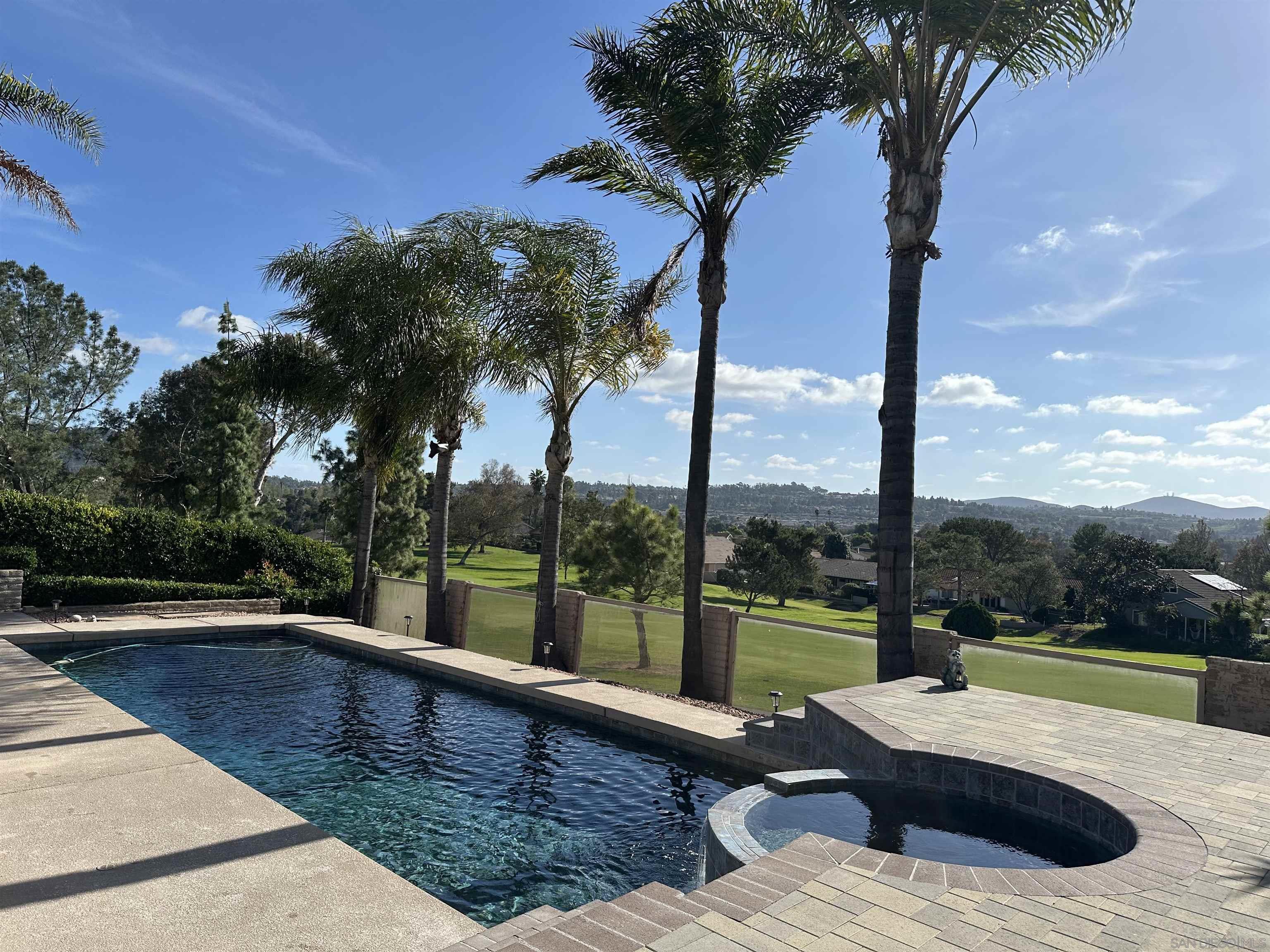 Detail Gallery Image 39 of 47 For 12421  Greens East Rd, San Diego,  CA 92128 - 4 Beds | 2/1 Baths