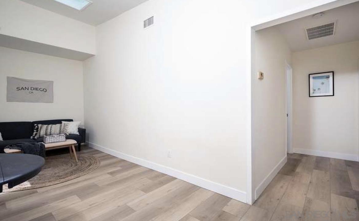 Detail Gallery Image 4 of 11 For 34556  Meridian Ave, San Diego,  CA 92115 - 1 Beds | 1 Baths