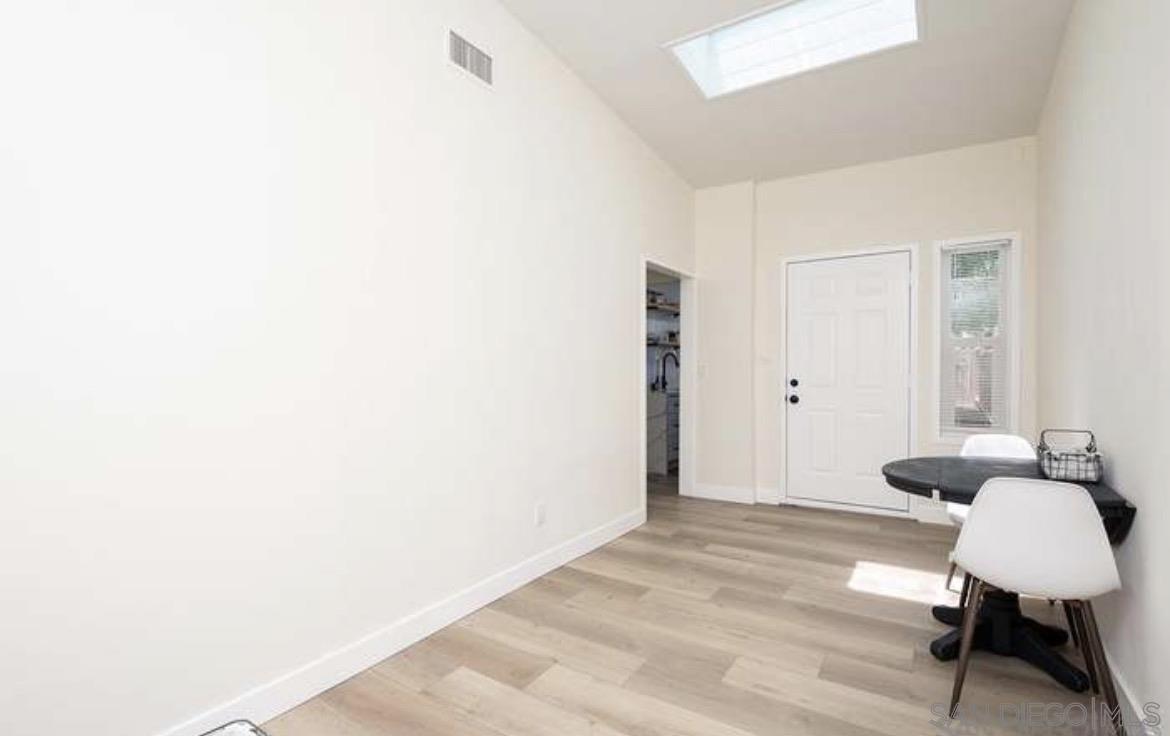 Detail Gallery Image 7 of 11 For 34556  Meridian Ave, San Diego,  CA 92115 - 1 Beds | 1 Baths