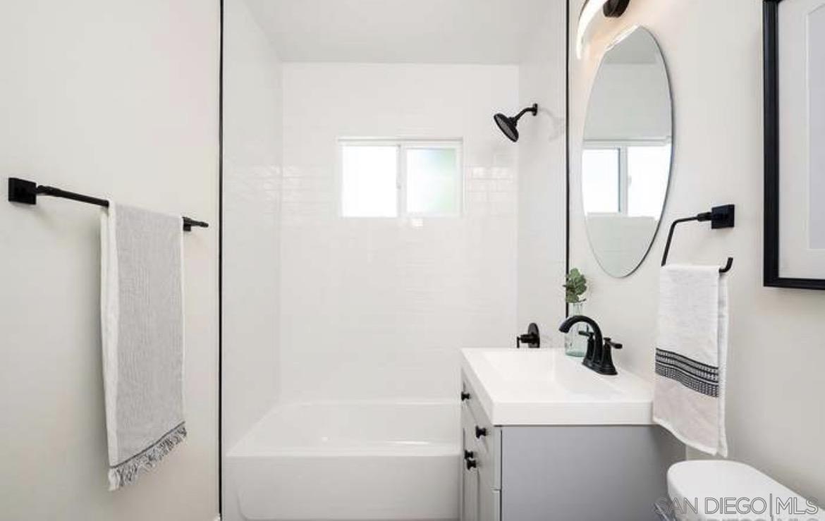 Detail Gallery Image 10 of 11 For 34556  Meridian Ave, San Diego,  CA 92115 - 1 Beds | 1 Baths