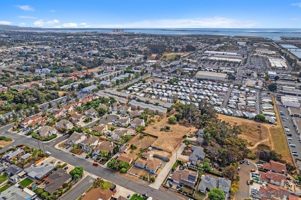 Detail Gallery Image 25 of 26 For 160 N Del Mar Ave, Chula Vista,  CA 91910 - 4 Beds | 2 Baths