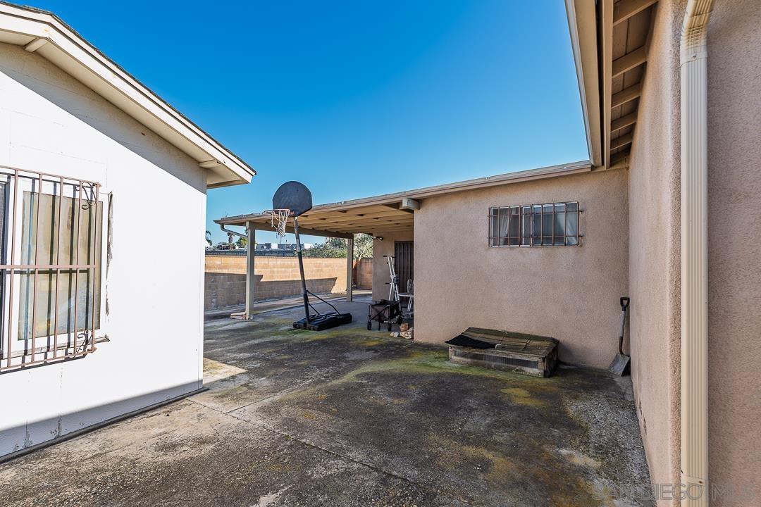 Detail Gallery Image 18 of 22 For 2868  Wyandotte Ave, San Diego,  CA 92117 - 3 Beds | 1 Baths