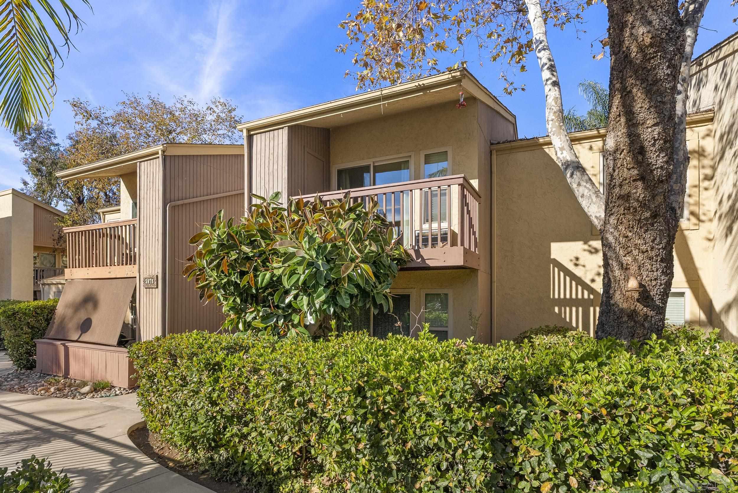 Detail Gallery Image 2 of 23 For 5978  Rancho Mission Rd  #274,  San Diego,  CA 92108 - 1 Beds | 1 Baths