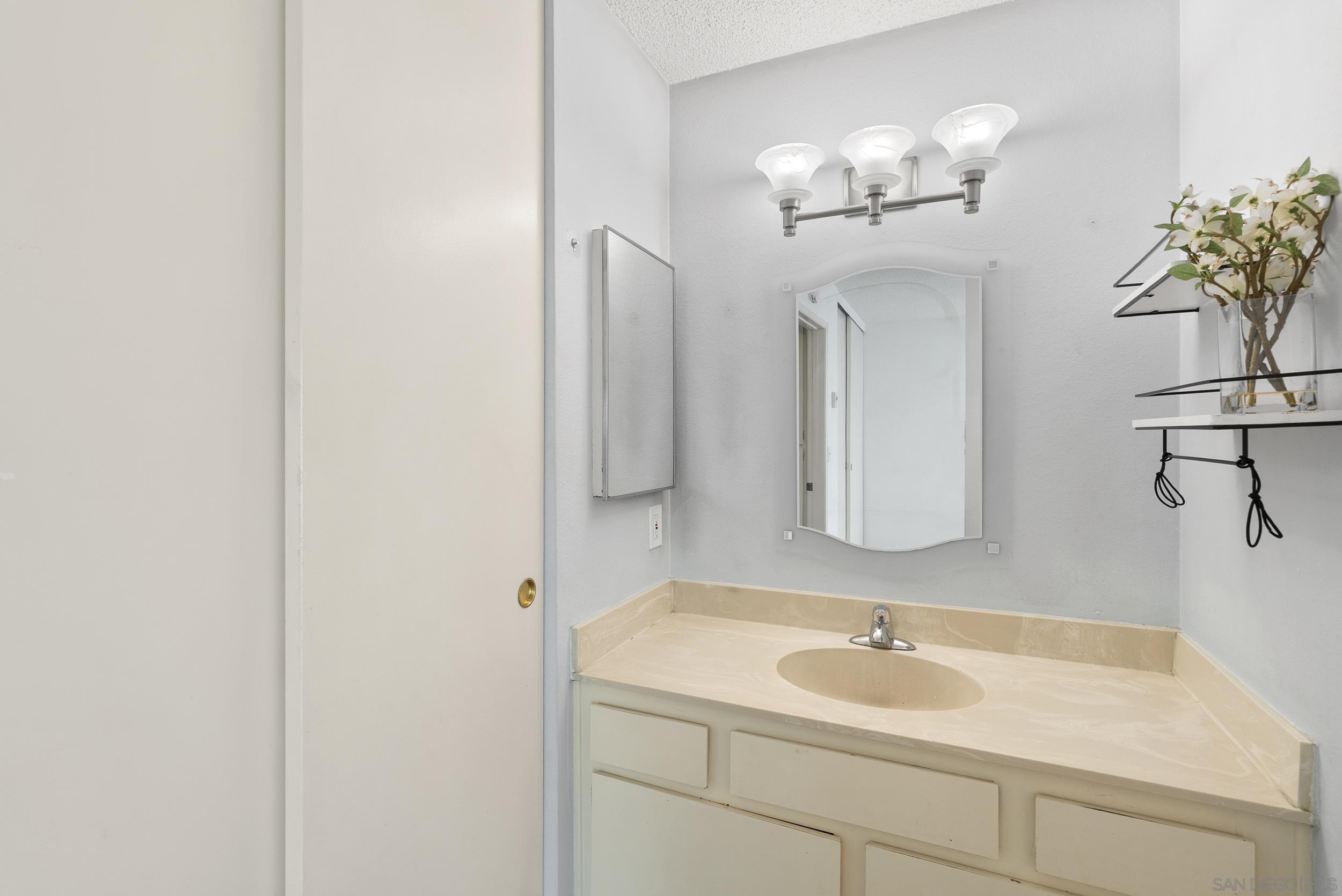 Detail Gallery Image 21 of 23 For 5978  Rancho Mission Rd  #274,  San Diego,  CA 92108 - 1 Beds | 1 Baths