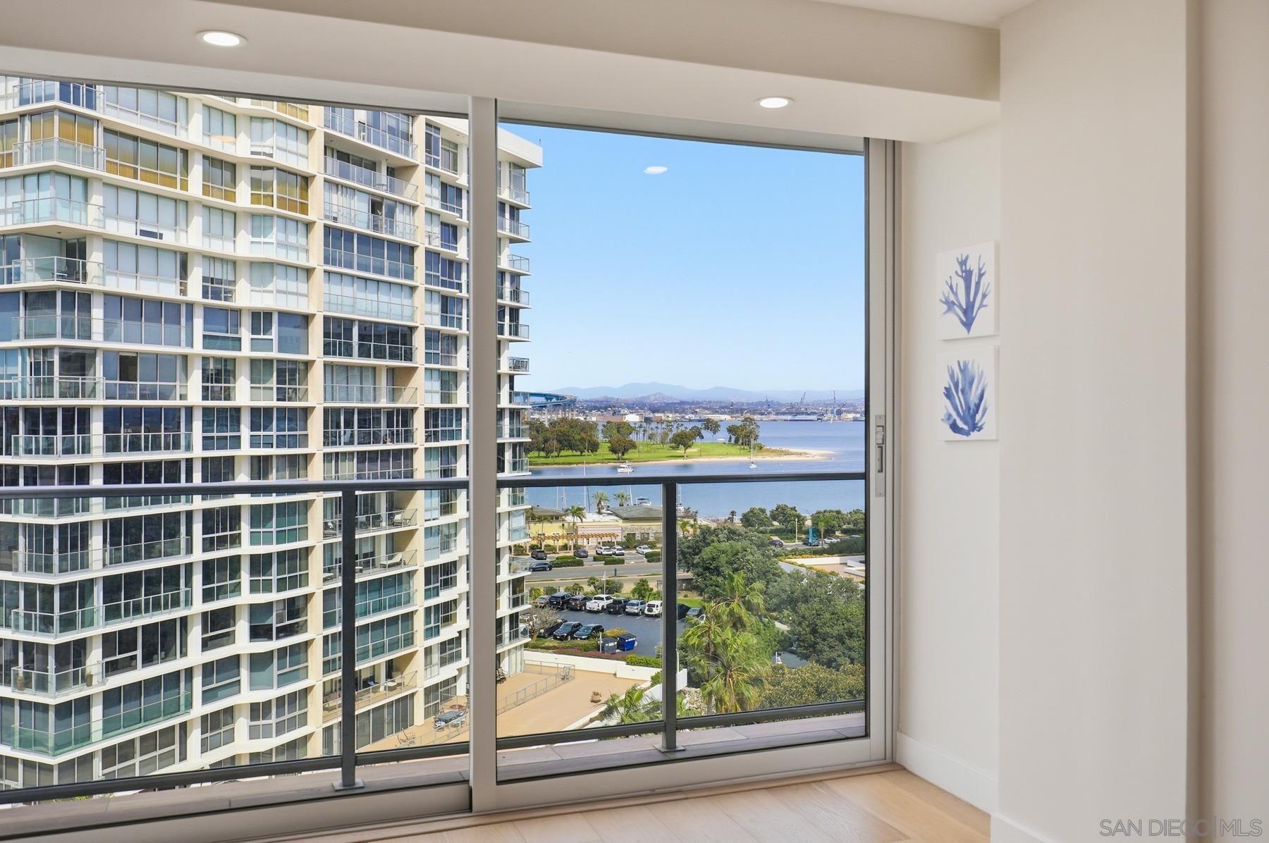 Detail Gallery Image 15 of 29 For 1760  Avenida Del Mundo  #801,  Coronado,  CA 92118 - 1 Beds | 1 Baths