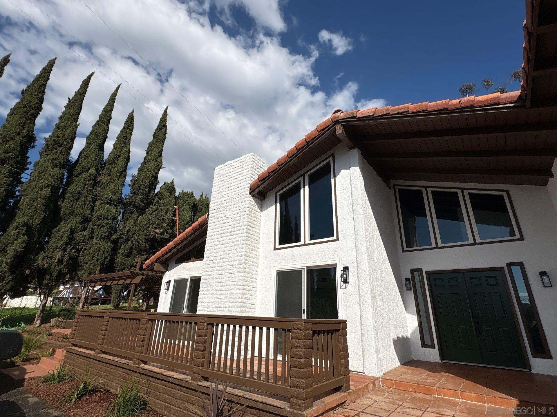 Front Image Thumbnail for SD260005559