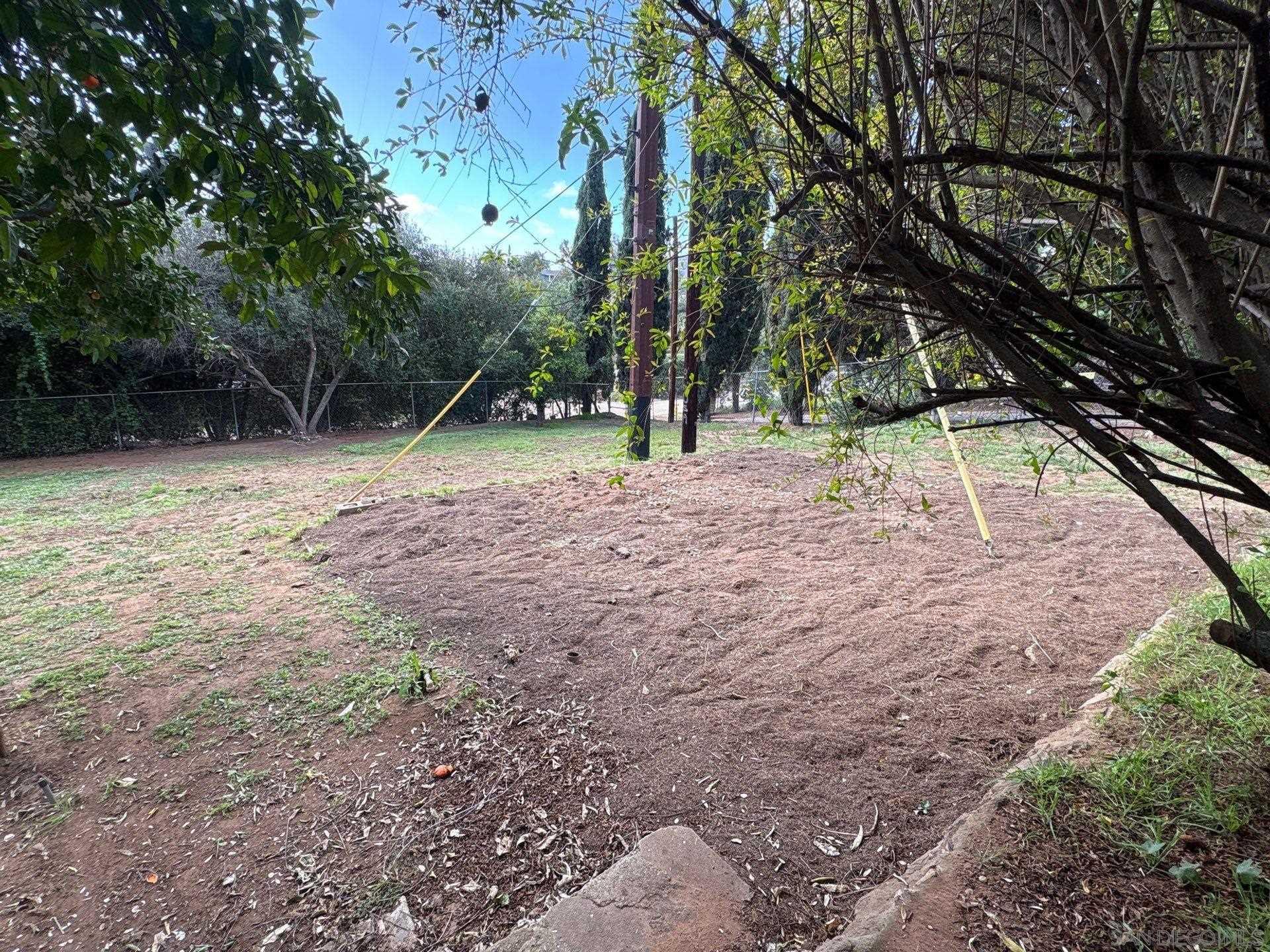 Detail Gallery Image 22 of 23 For 1172  North Ave, Escondido,  CA 92026 - 3 Beds | 2 Baths