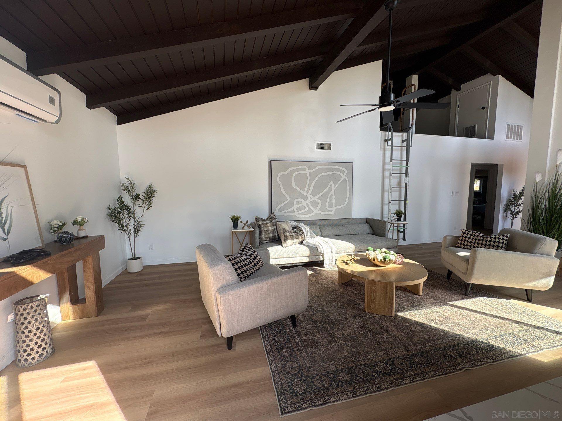 Detail Gallery Image 9 of 23 For 1172  North Ave, Escondido,  CA 92026 - 3 Beds | 2 Baths