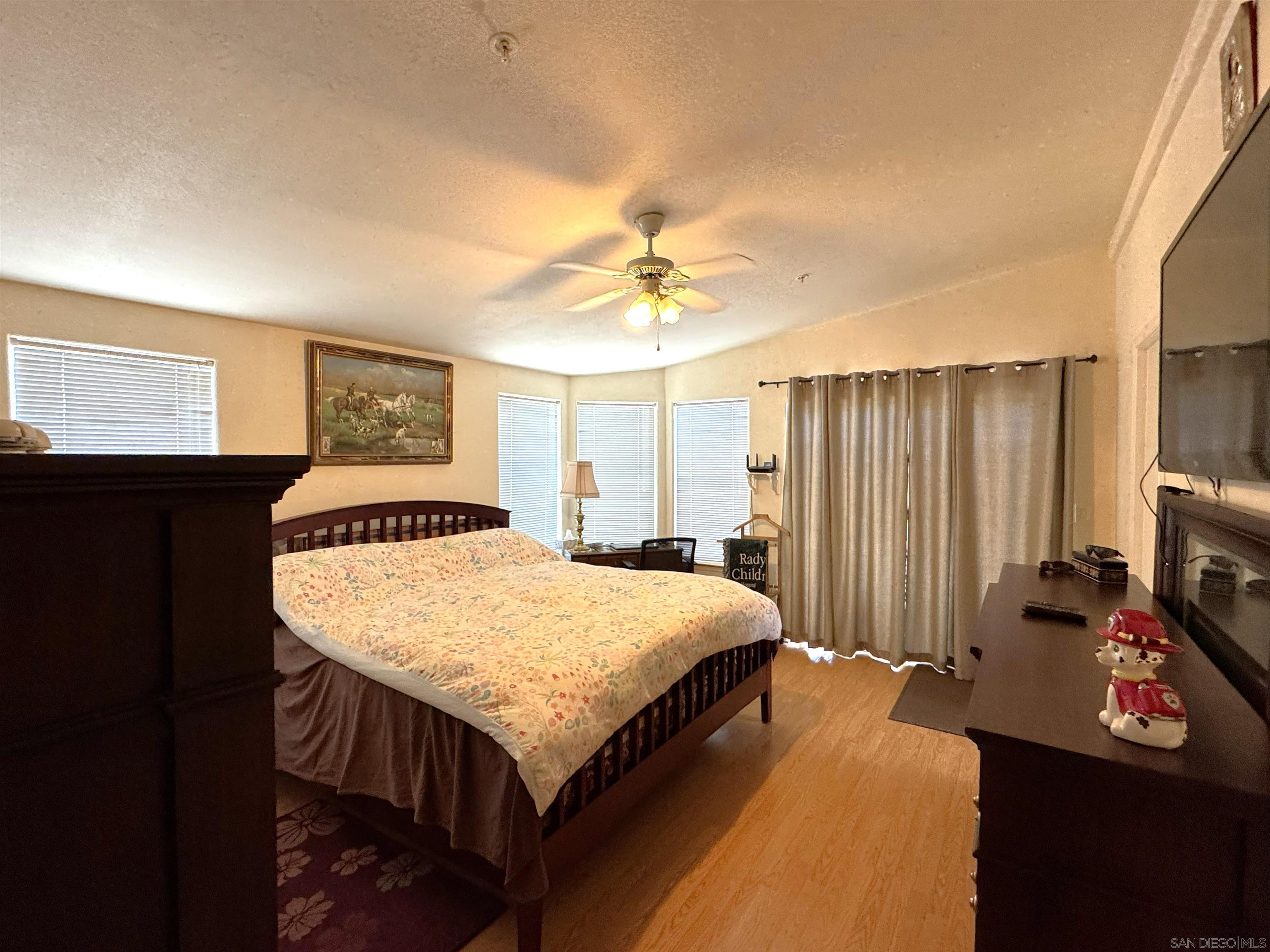 Detail Gallery Image 12 of 28 For 14959  Mussey Grade Rd, Ramona,  CA 92065 - 5 Beds | 2 Baths