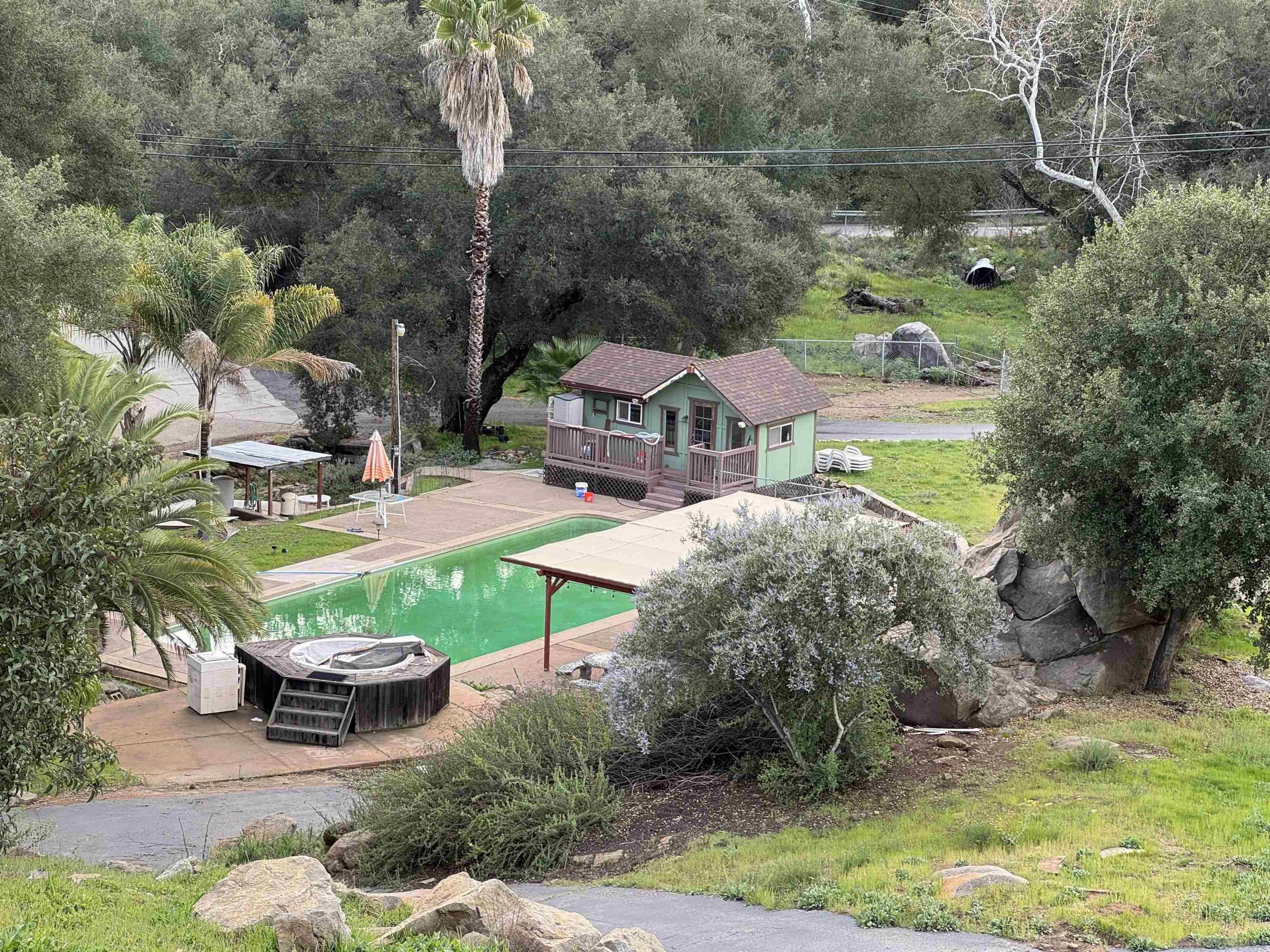 Detail Gallery Image 16 of 28 For 14959  Mussey Grade Rd, Ramona,  CA 92065 - 5 Beds | 2 Baths