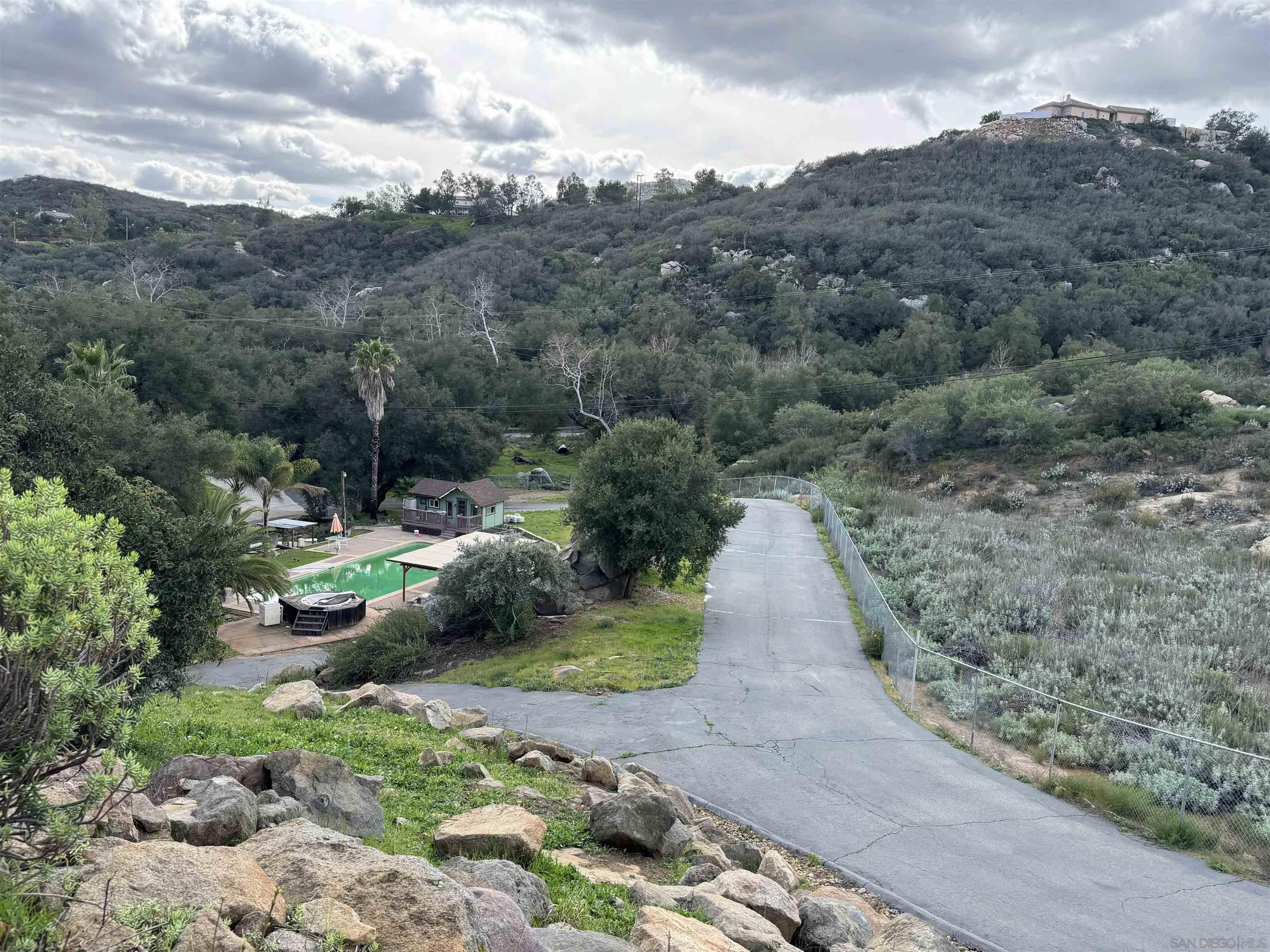 Detail Gallery Image 17 of 28 For 14959  Mussey Grade Rd, Ramona,  CA 92065 - 5 Beds | 2 Baths