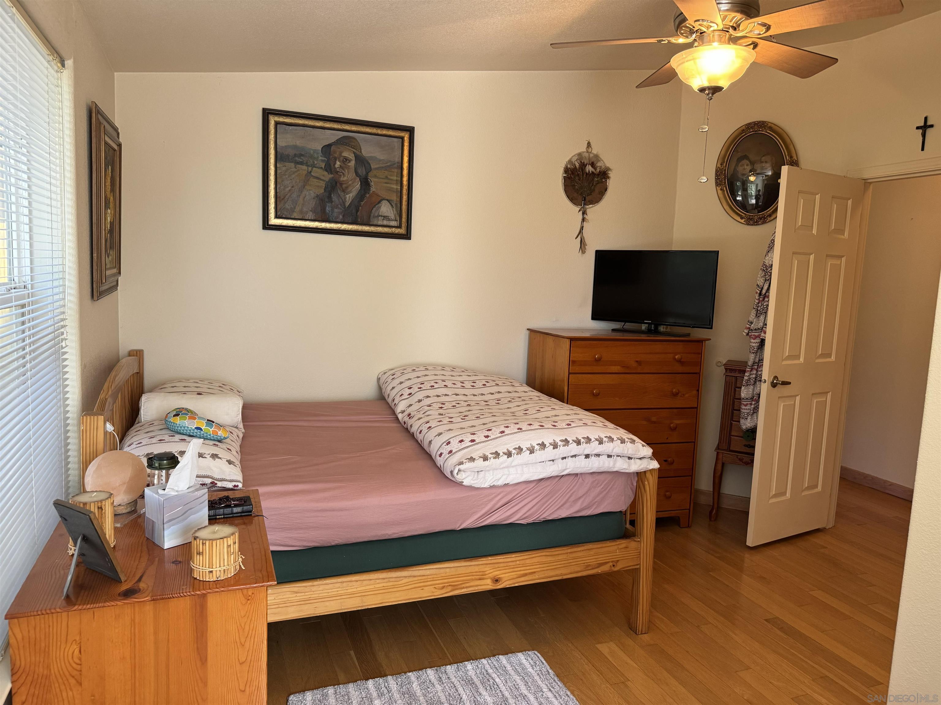 Detail Gallery Image 10 of 28 For 14959  Mussey Grade Rd, Ramona,  CA 92065 - 5 Beds | 2 Baths