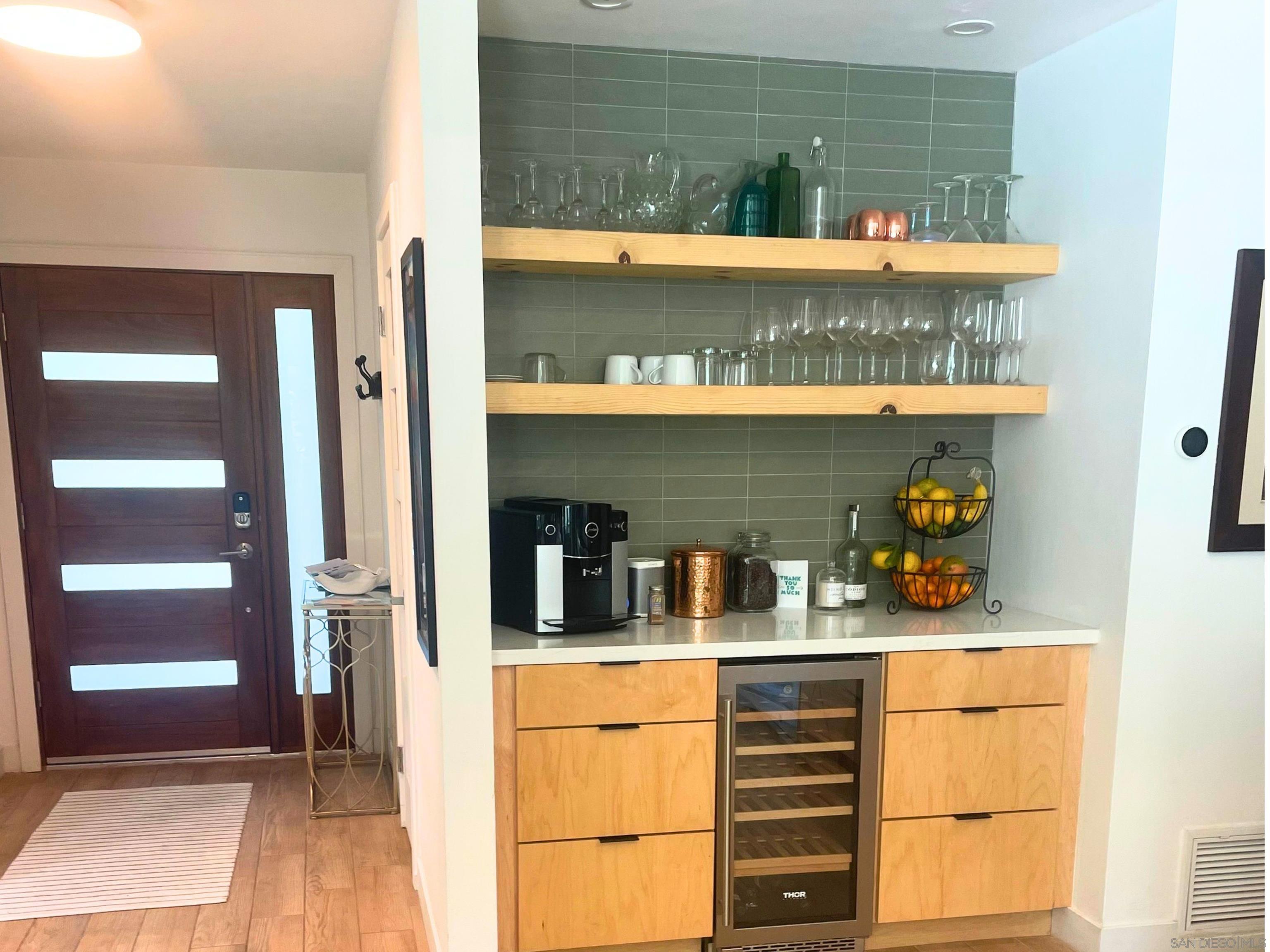 Detail Gallery Image 11 of 46 For 13546  Mango Dr, Del Mar,  CA 92014 - 5 Beds | 3 Baths