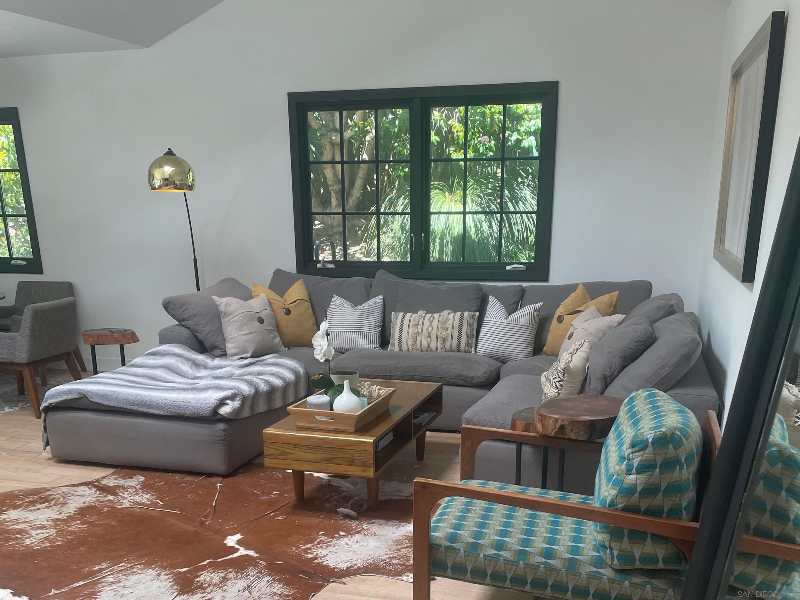 Detail Gallery Image 15 of 46 For 13546  Mango Dr, Del Mar,  CA 92014 - 5 Beds | 3 Baths