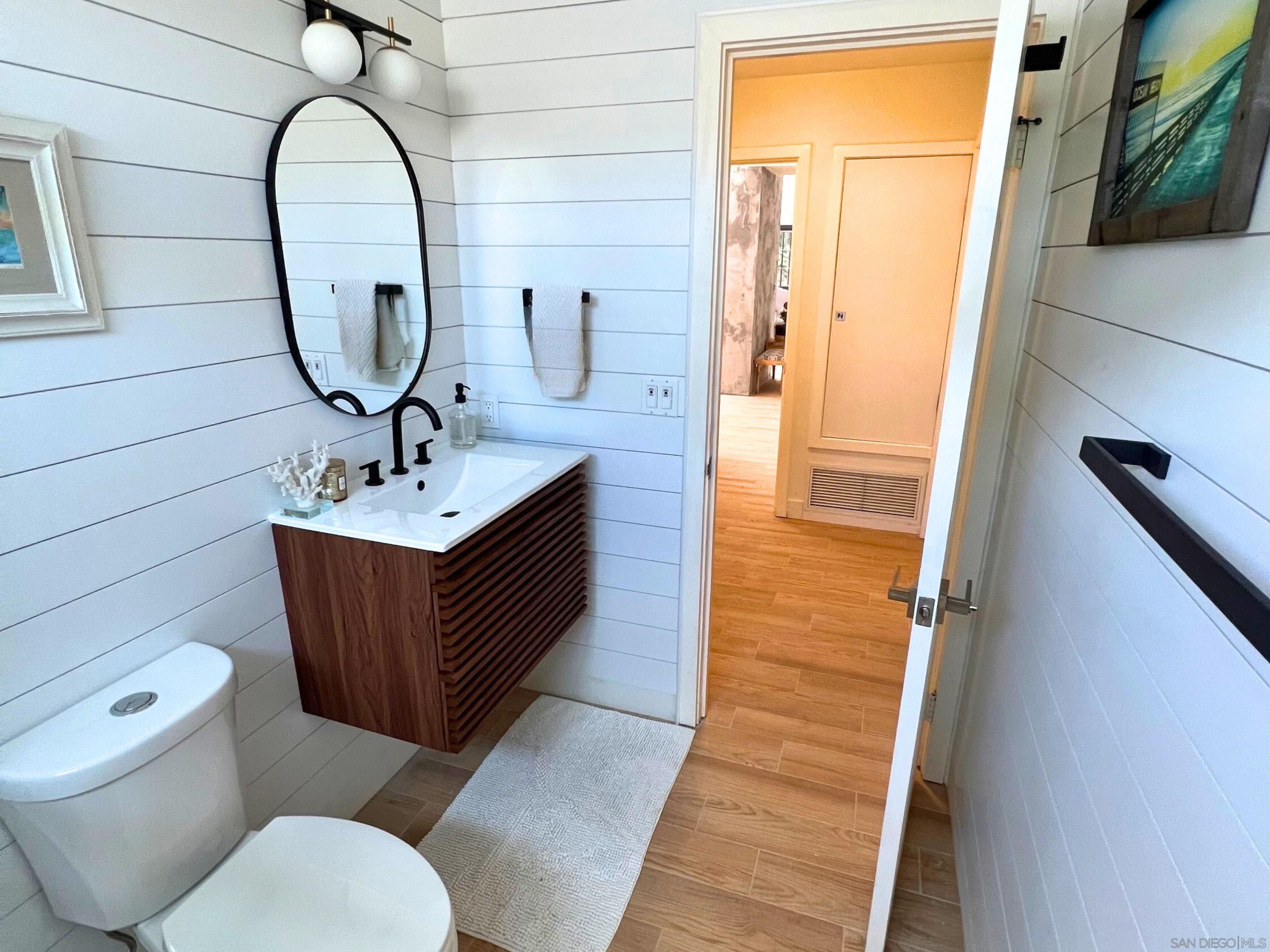 Detail Gallery Image 16 of 46 For 13546  Mango Dr, Del Mar,  CA 92014 - 5 Beds | 3 Baths