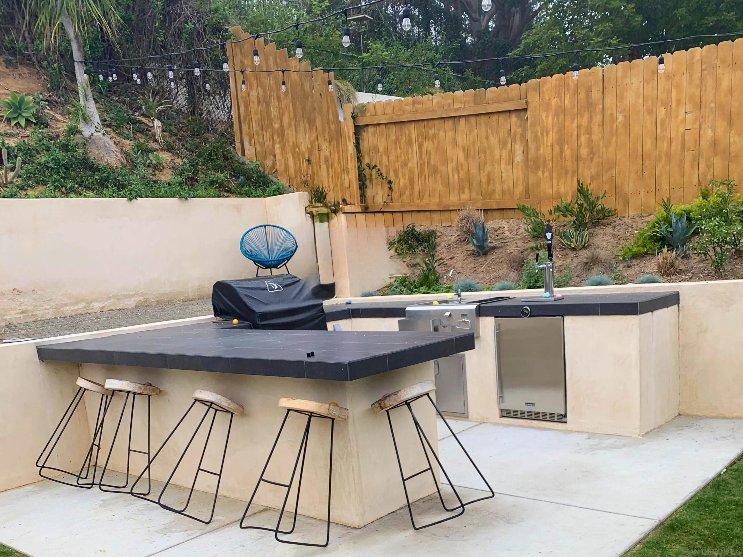 Detail Gallery Image 22 of 46 For 13546  Mango Dr, Del Mar,  CA 92014 - 5 Beds | 3 Baths