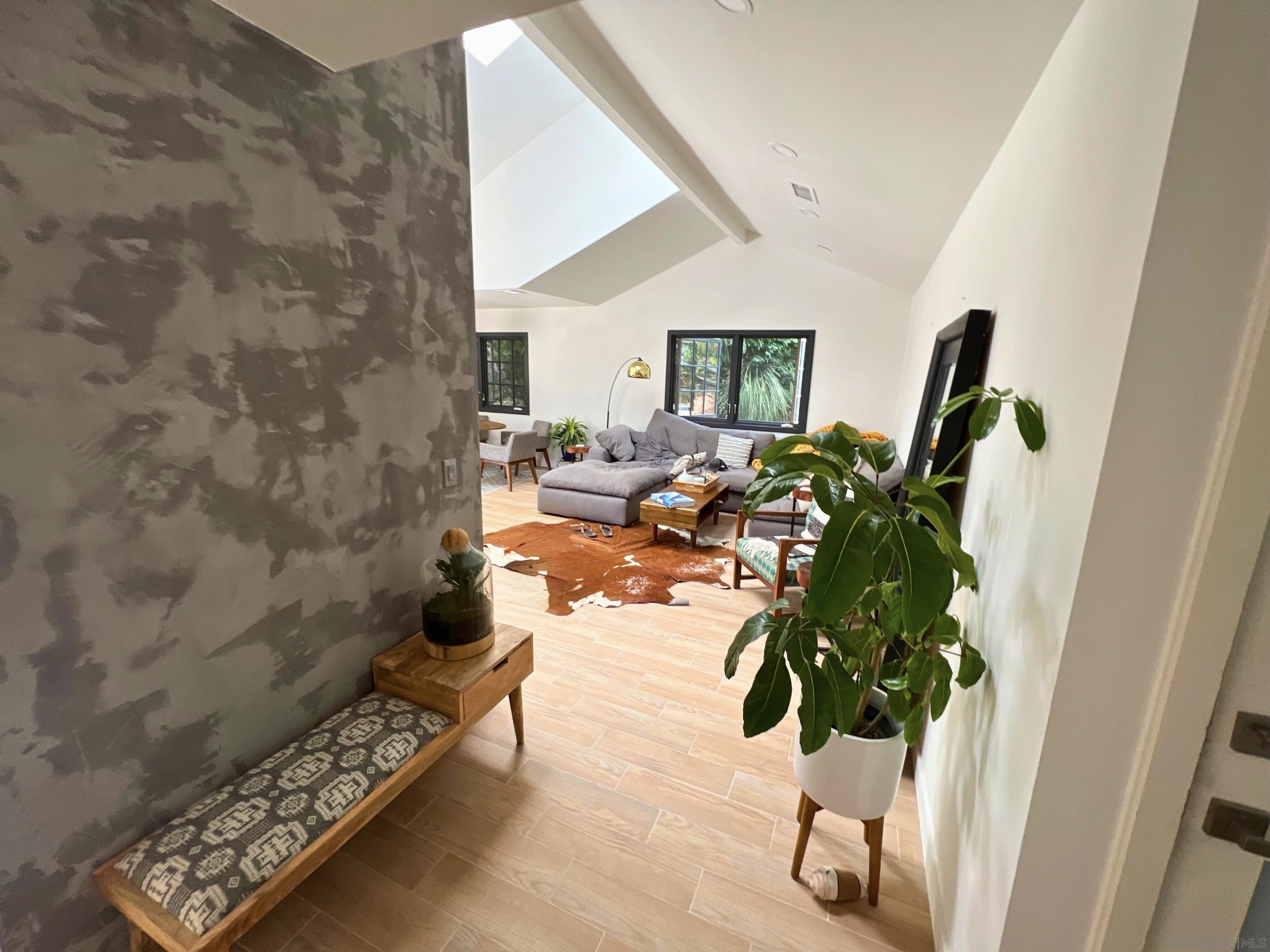 Detail Gallery Image 24 of 46 For 13546  Mango Dr, Del Mar,  CA 92014 - 5 Beds | 3 Baths