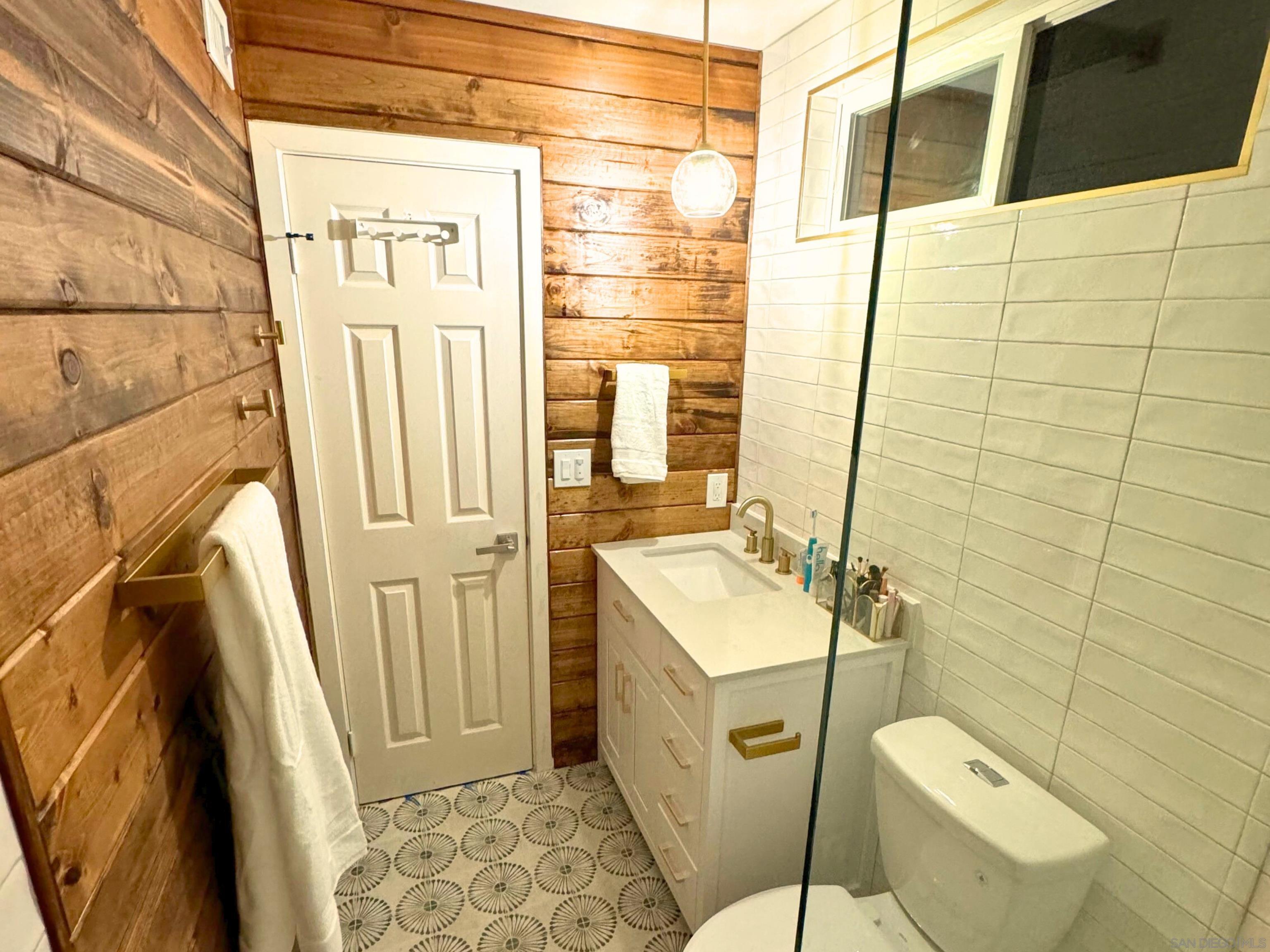 Detail Gallery Image 27 of 46 For 13546  Mango Dr, Del Mar,  CA 92014 - 5 Beds | 3 Baths