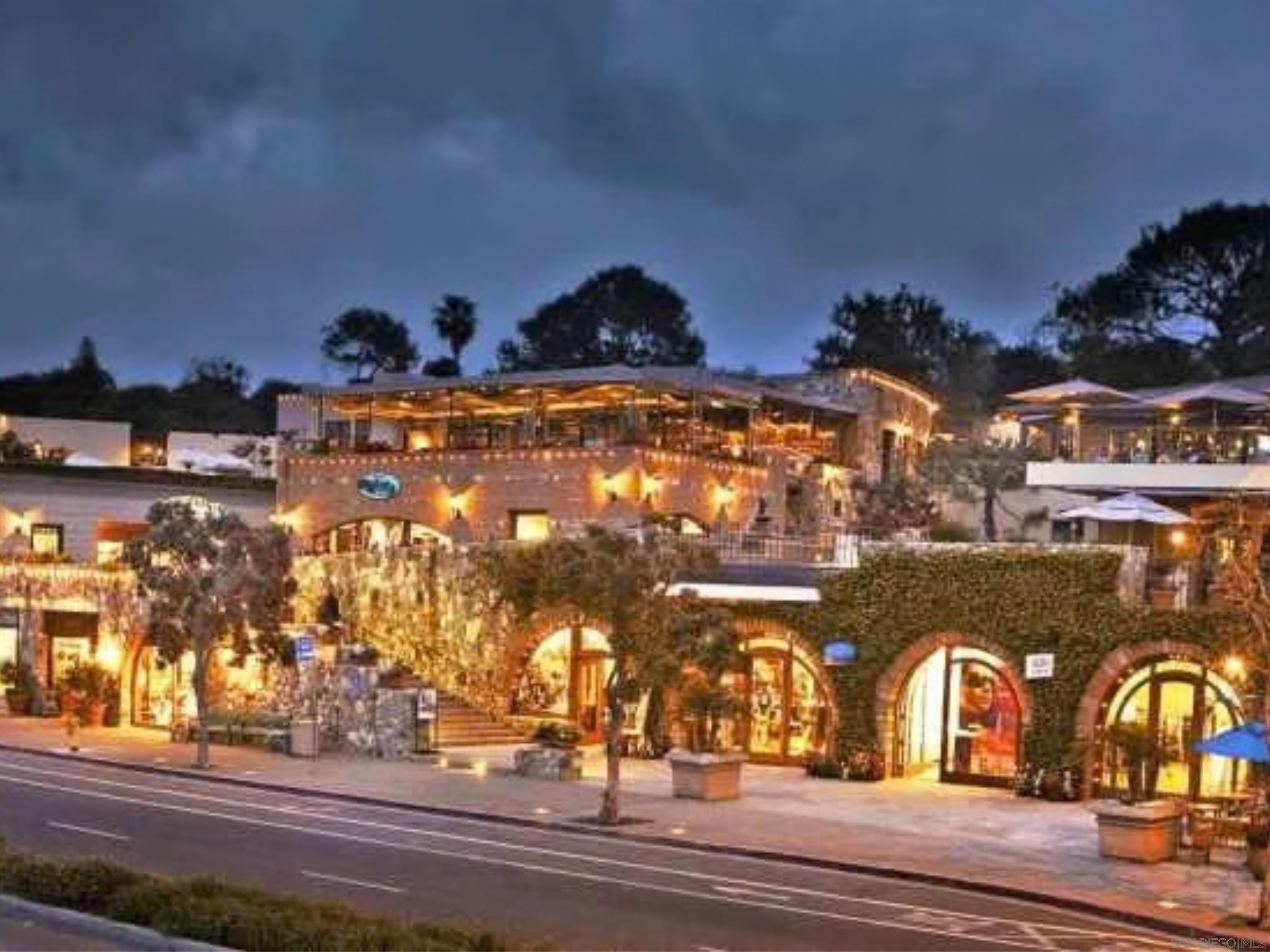 Detail Gallery Image 45 of 46 For 13546  Mango Dr, Del Mar,  CA 92014 - 5 Beds | 3 Baths